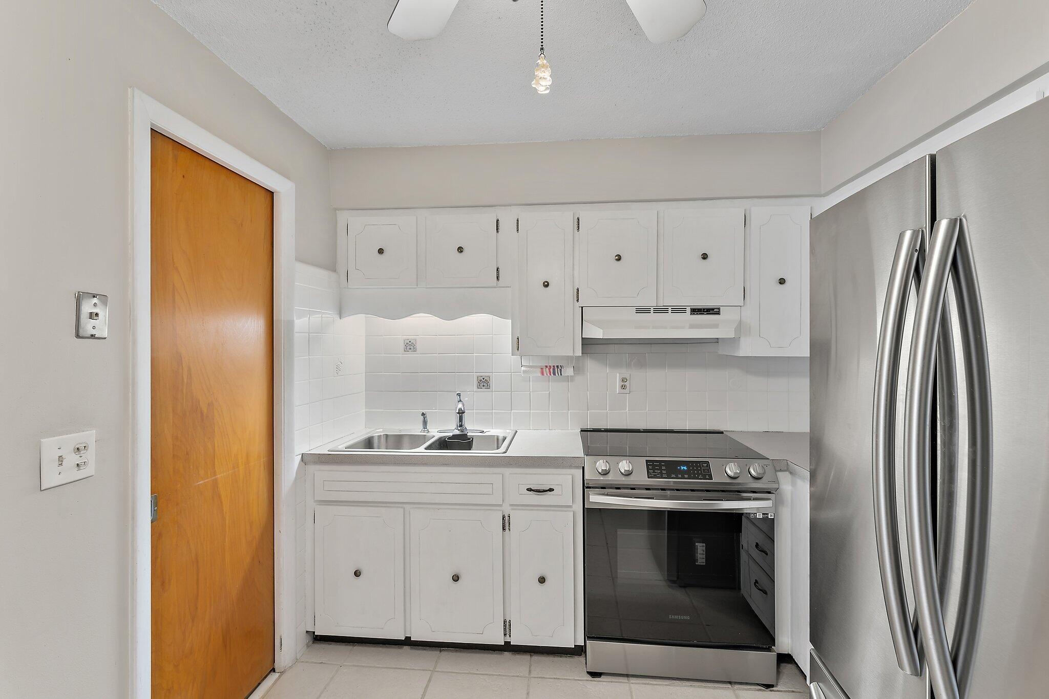 1113 Stillwater Drive