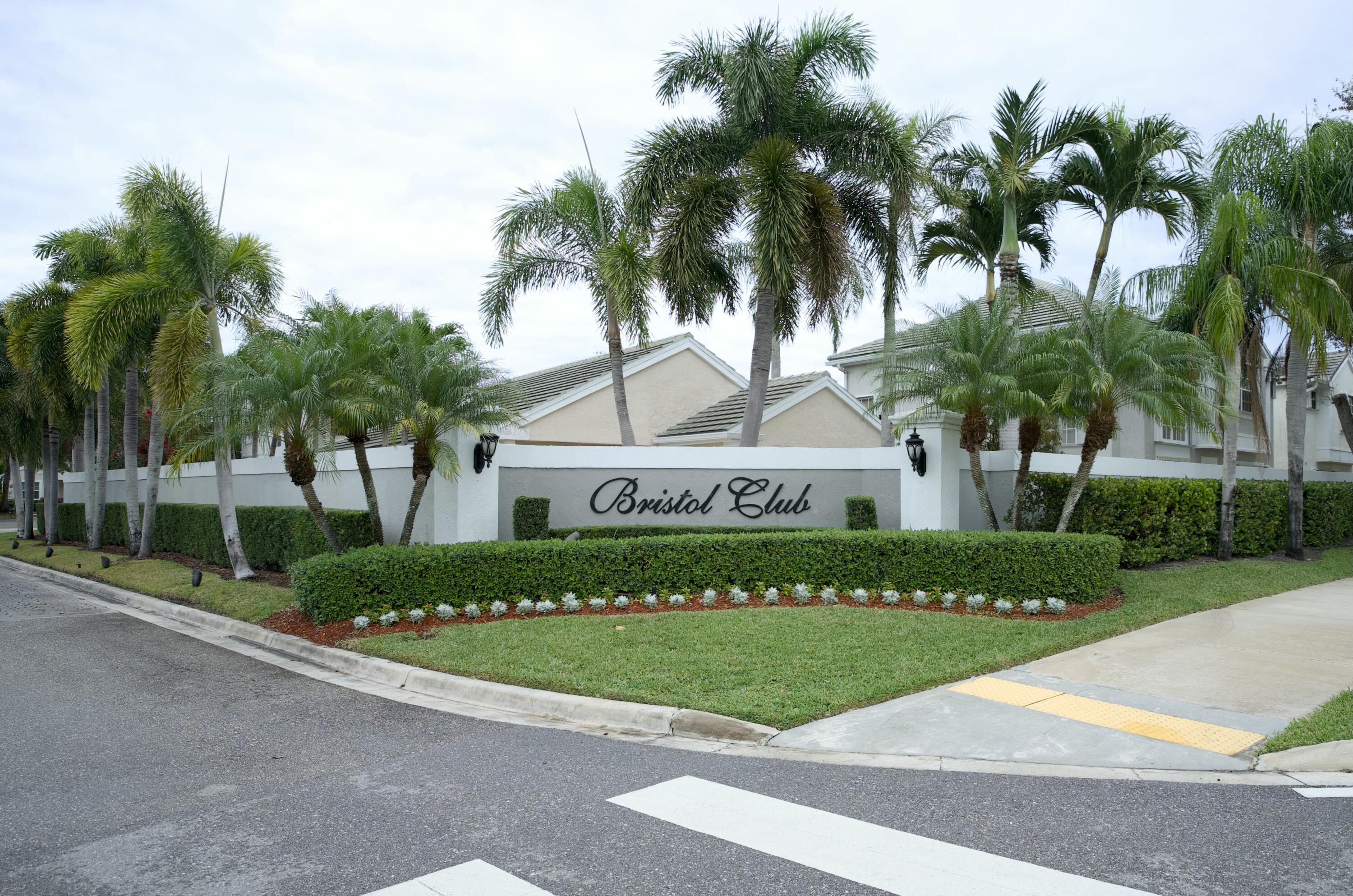 73 Admirals Court