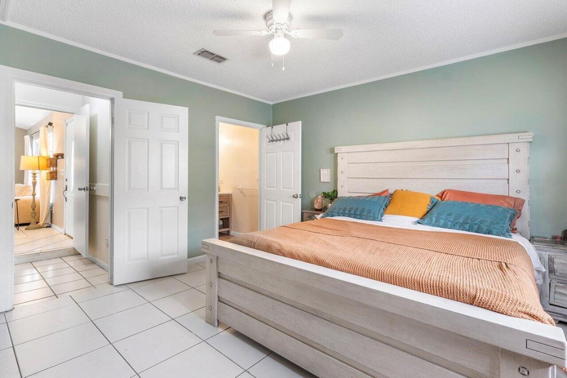 1344 SW Century Avenue