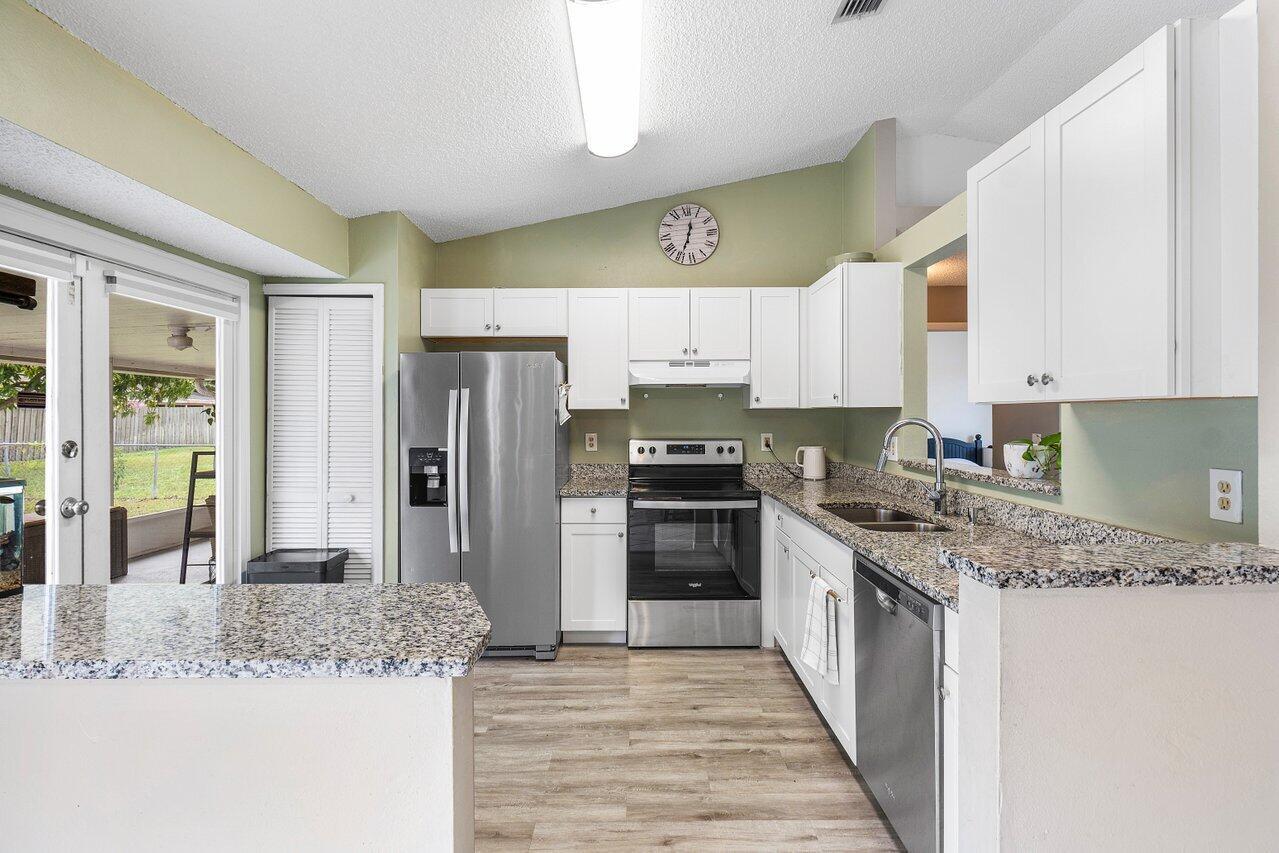 1344 SW Century Avenue