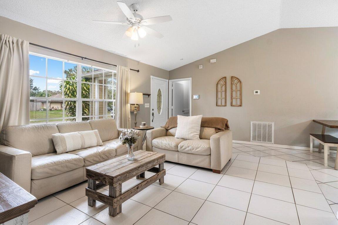 1344 SW Century Avenue