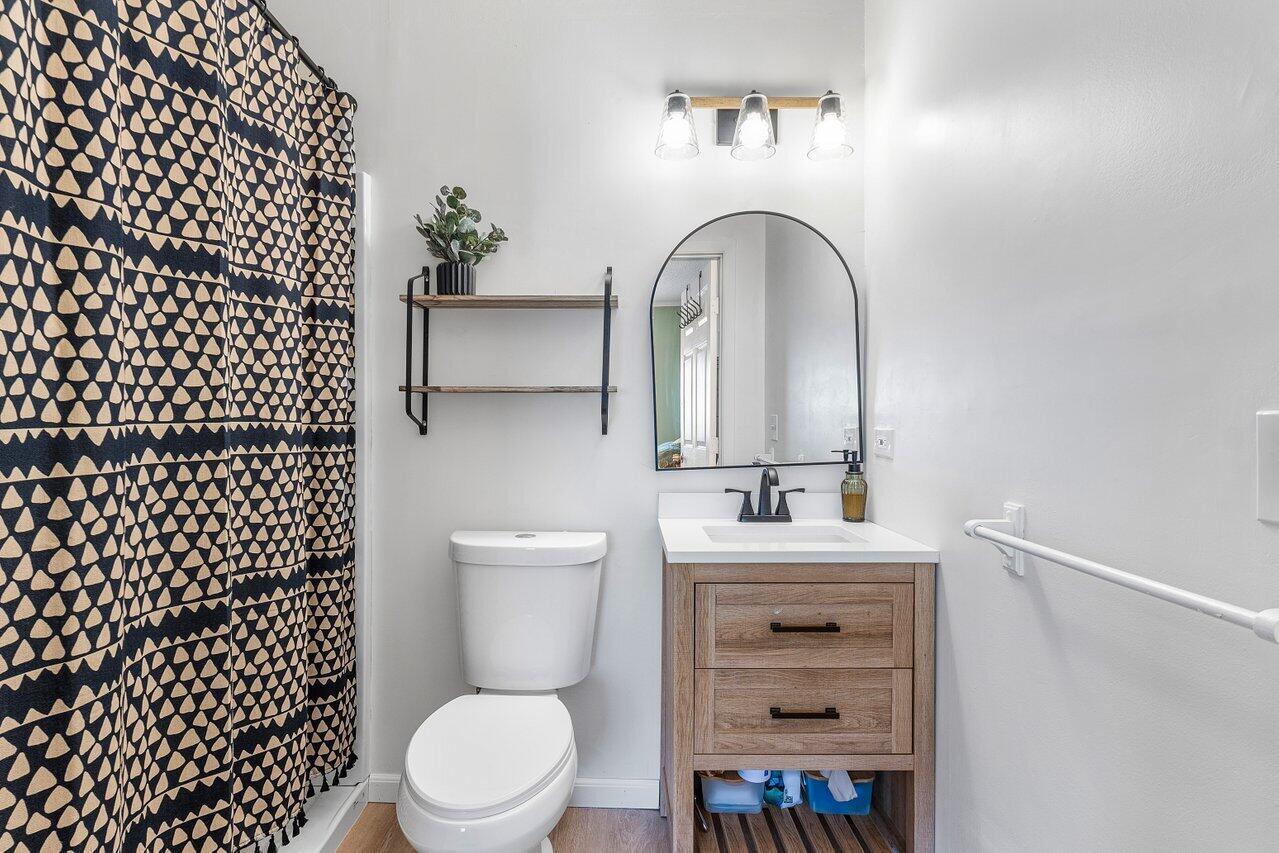 1344 SW Century Avenue