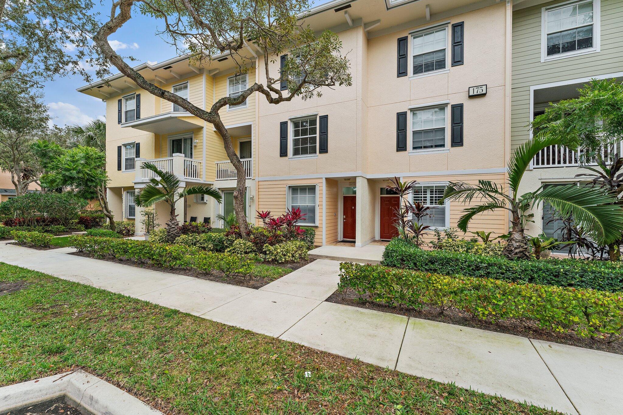 175 Galicia Way 203