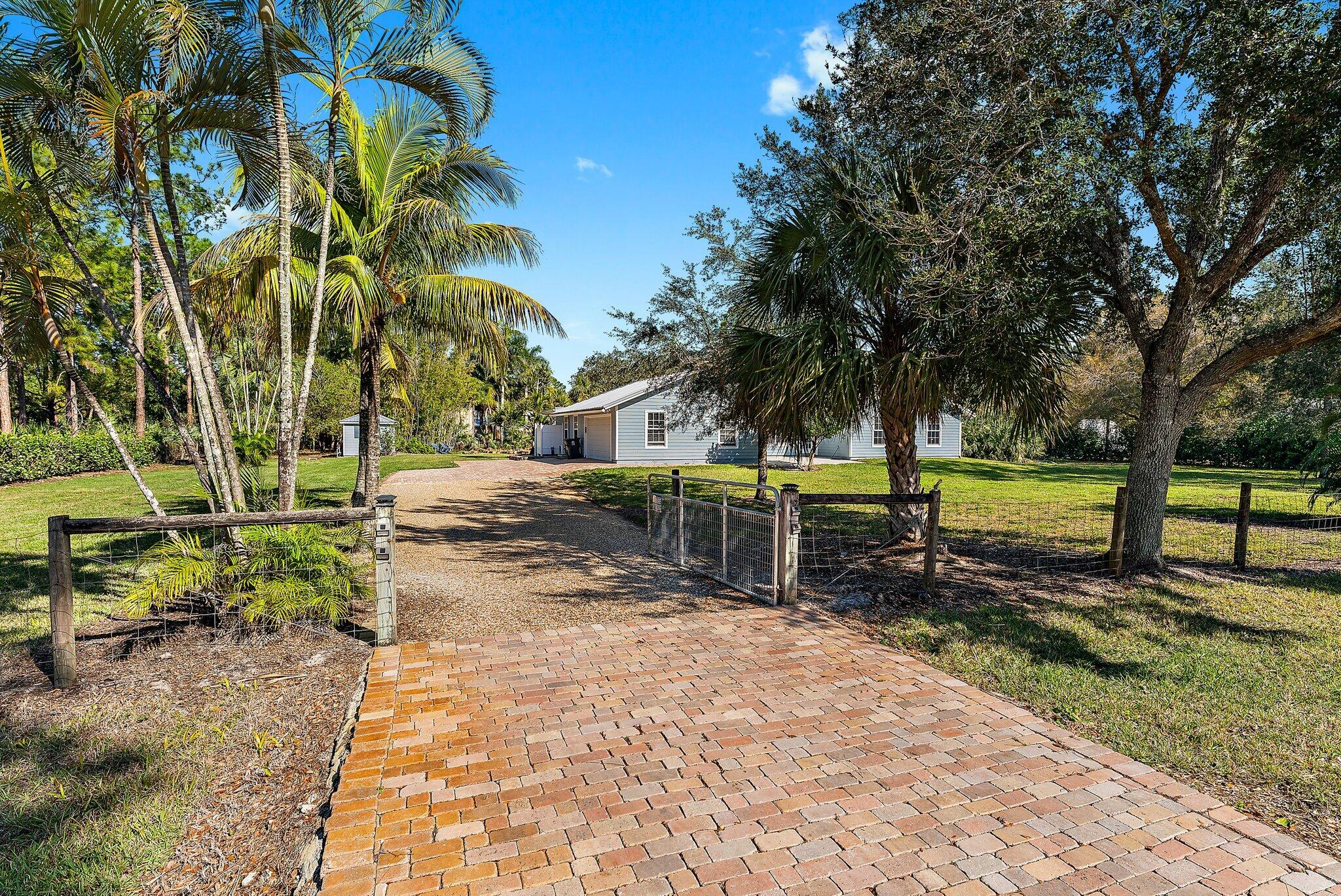 13483 158th Street N