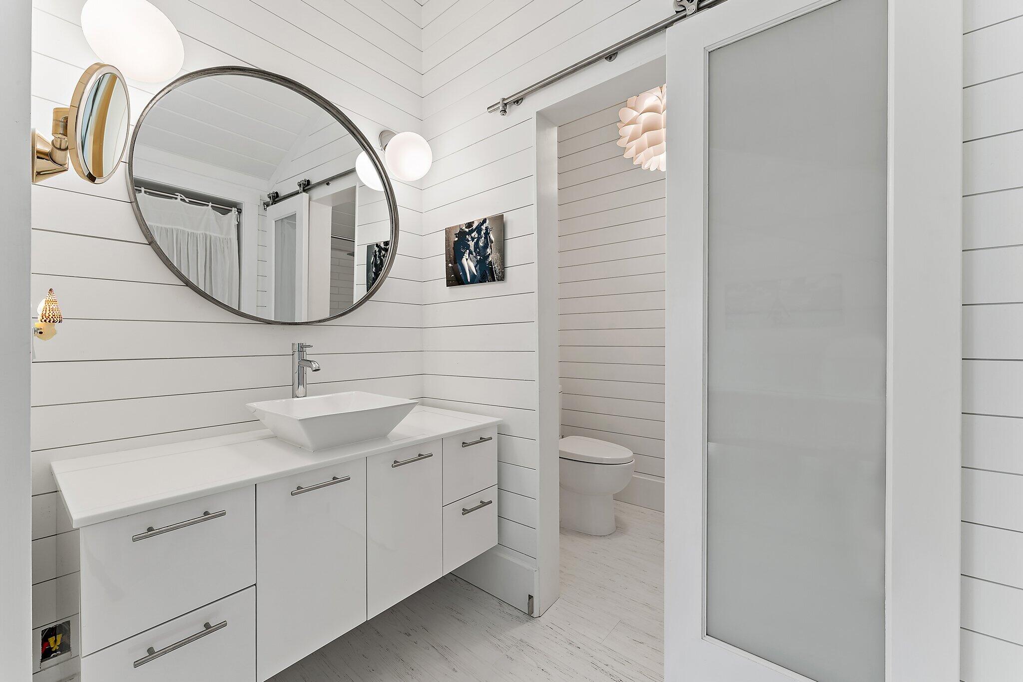 105 Rainbow Fish Circle