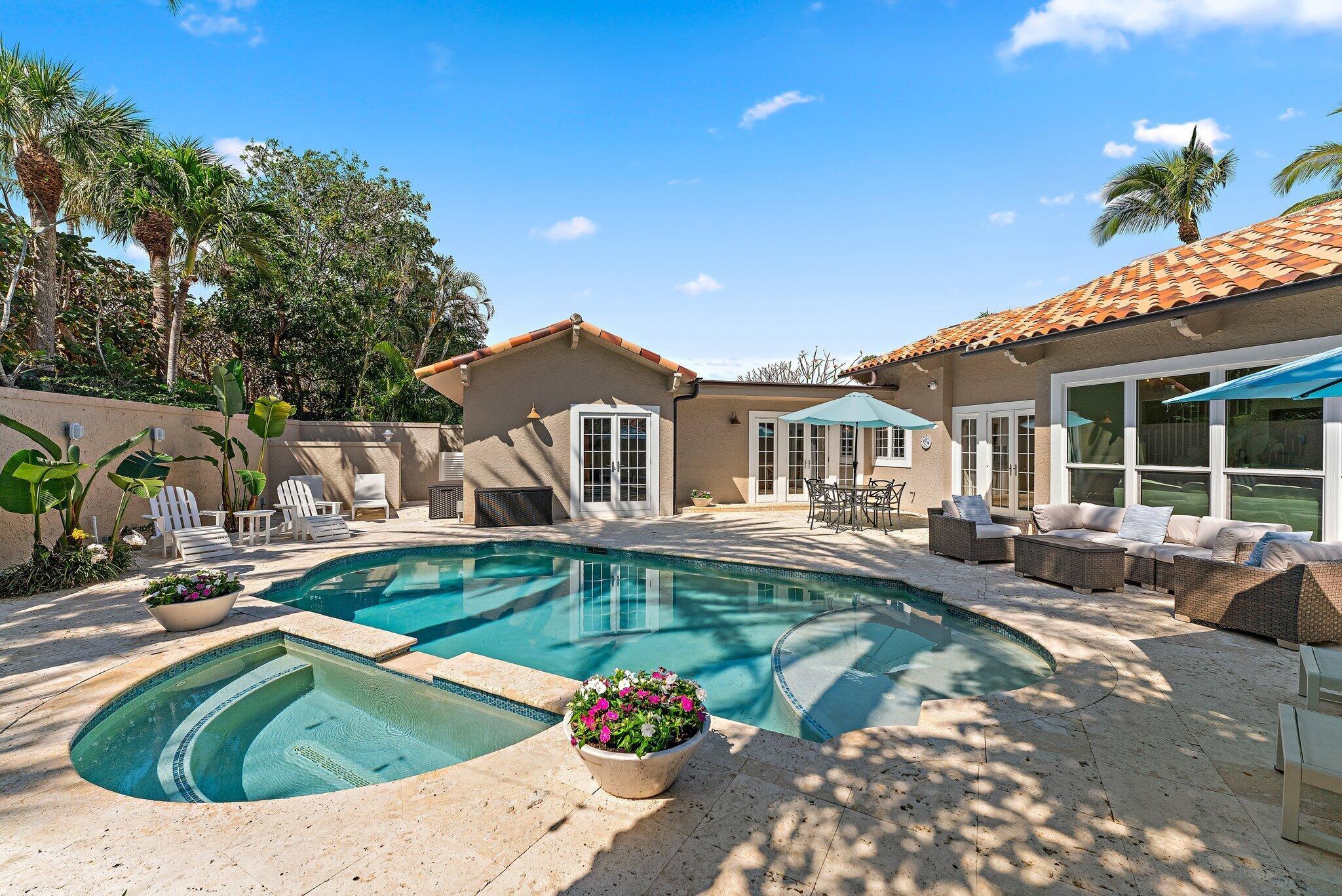 105 Rainbow Fish Circle