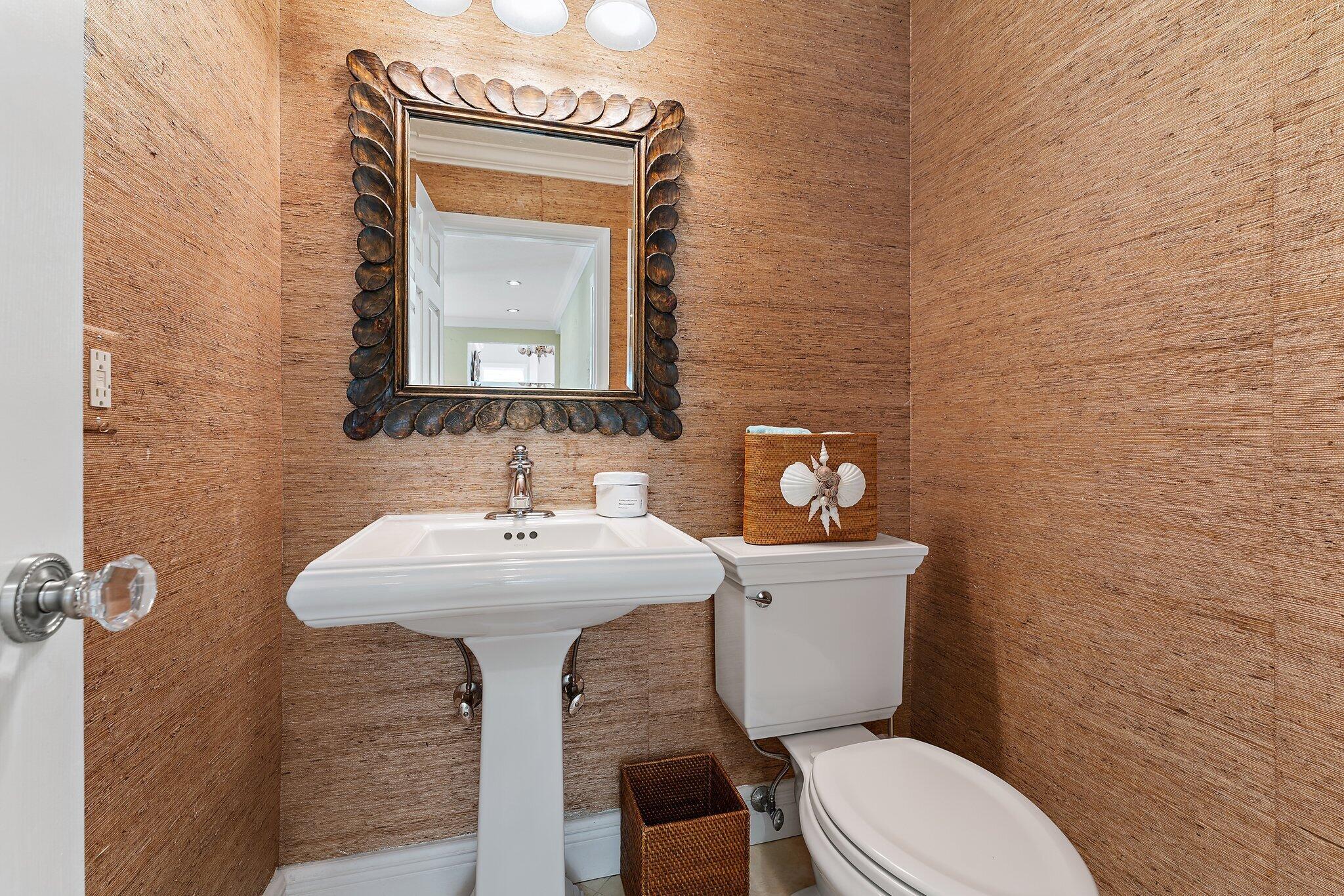 105 Rainbow Fish Circle