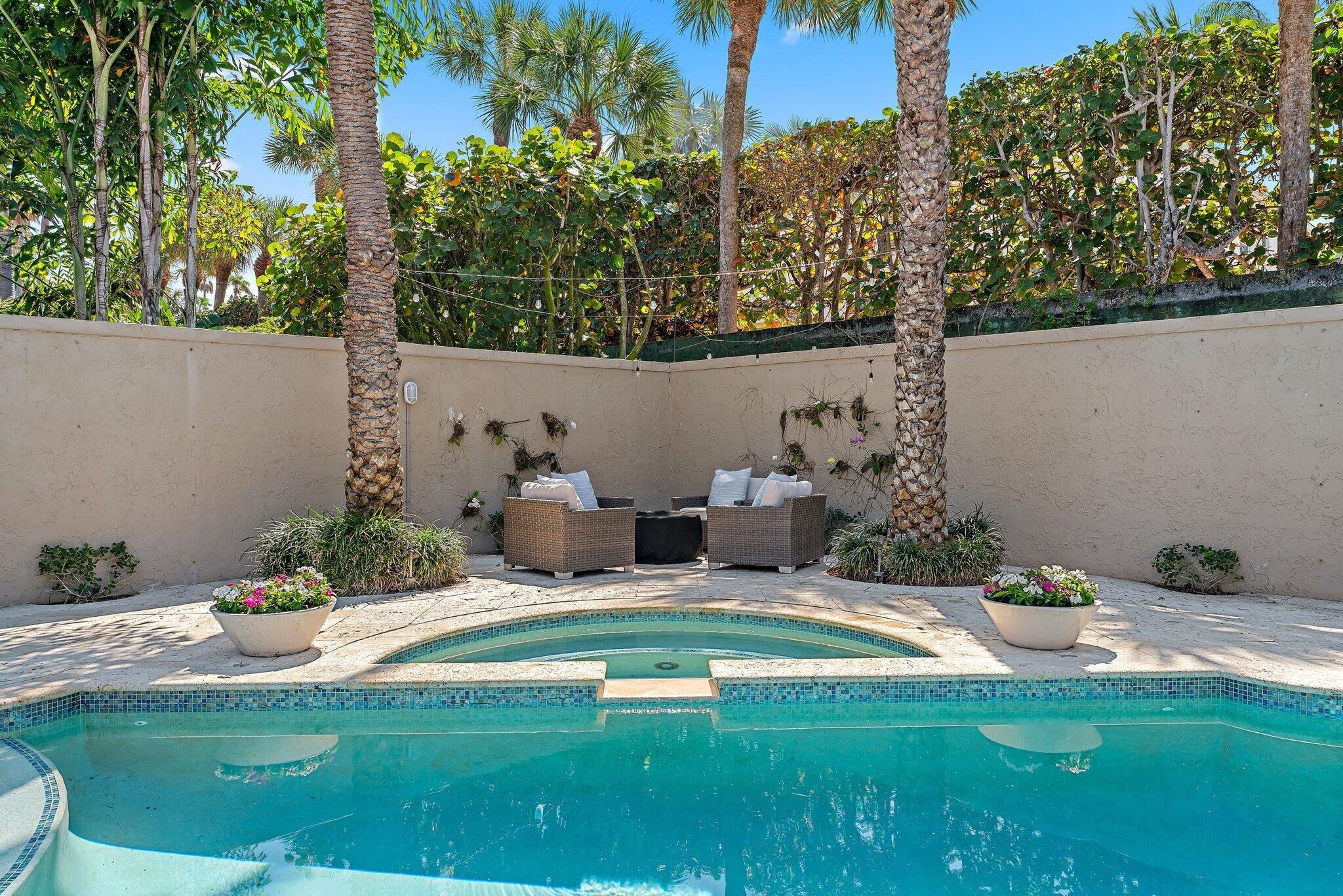 105 Rainbow Fish Circle