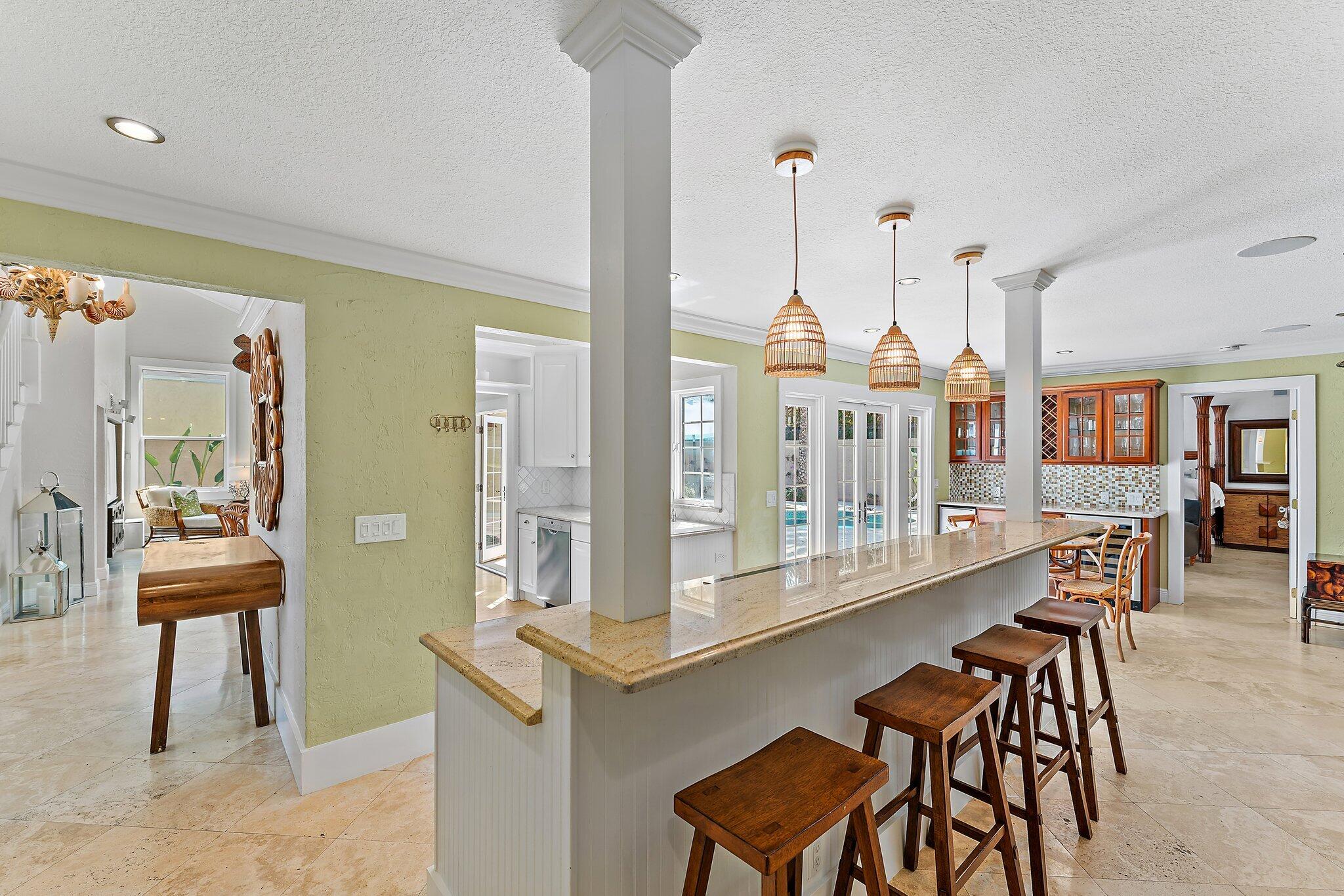 105 Rainbow Fish Circle