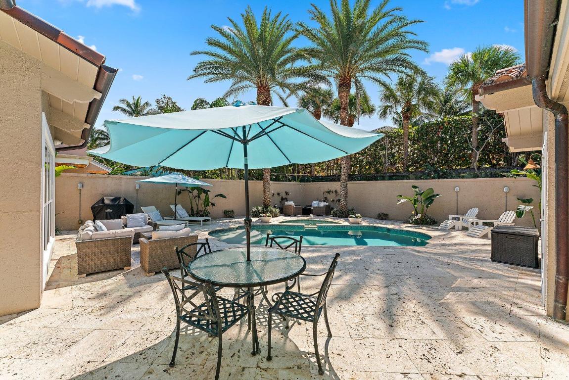 105 Rainbow Fish Circle