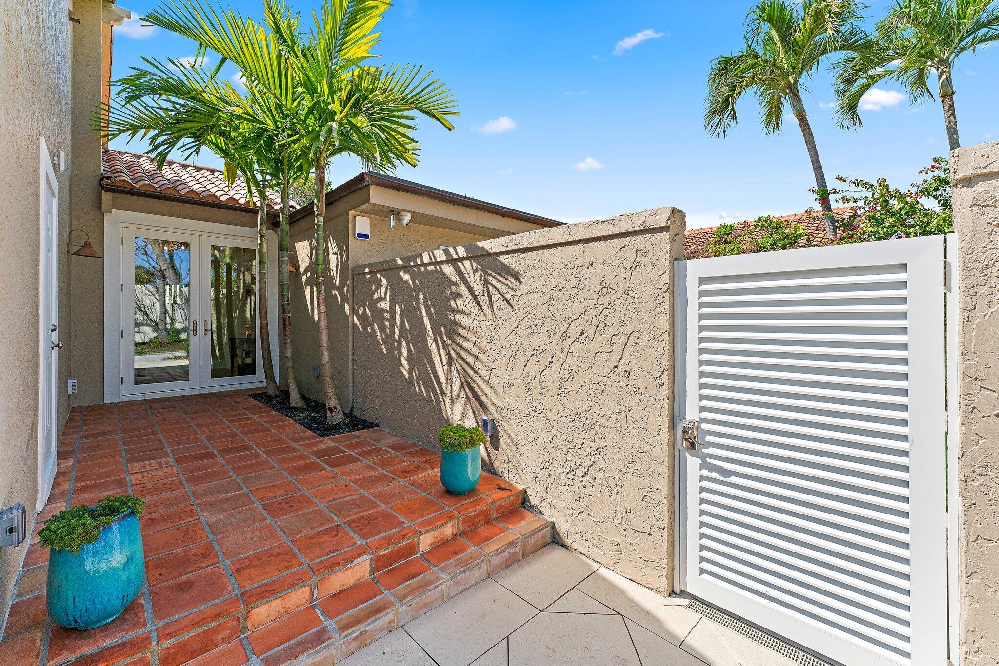 105 Rainbow Fish Circle