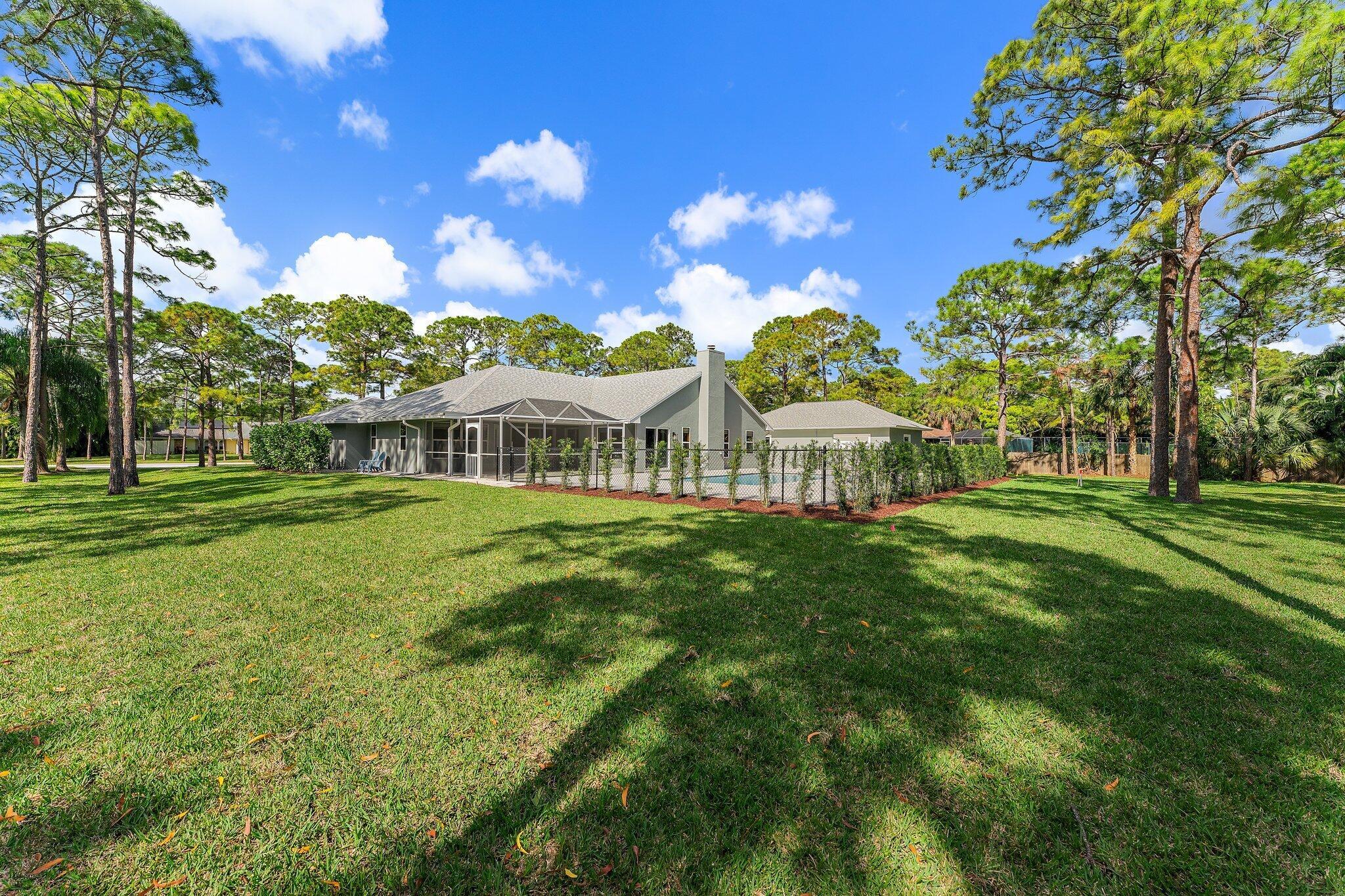 14450 69th Drive N