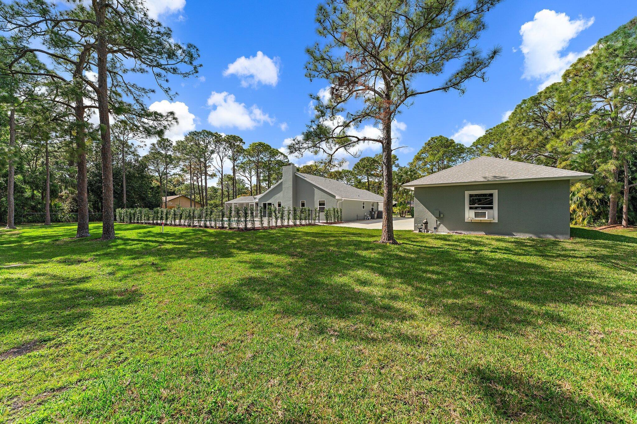 14450 69th Drive N