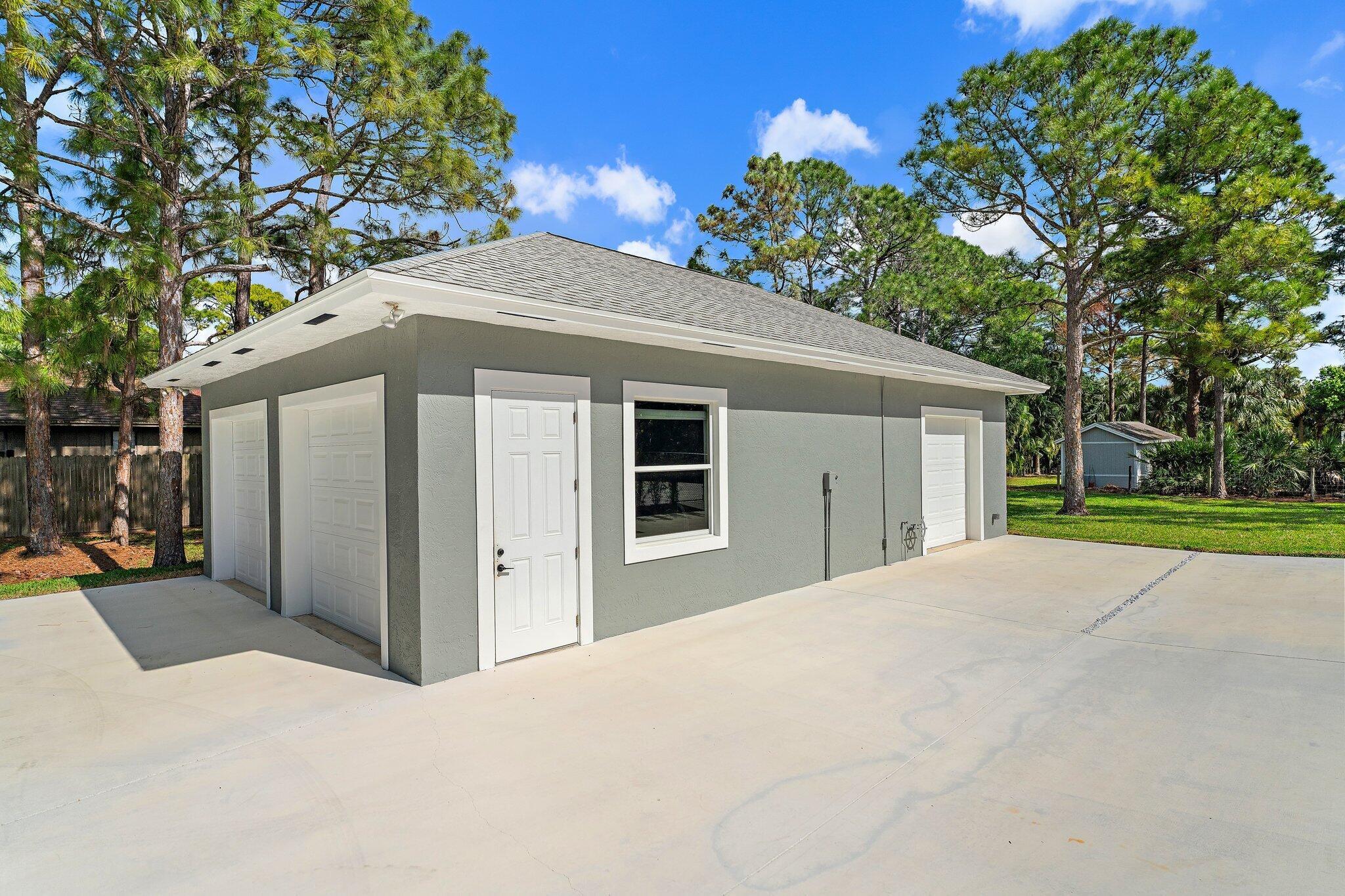 14450 69th Drive N