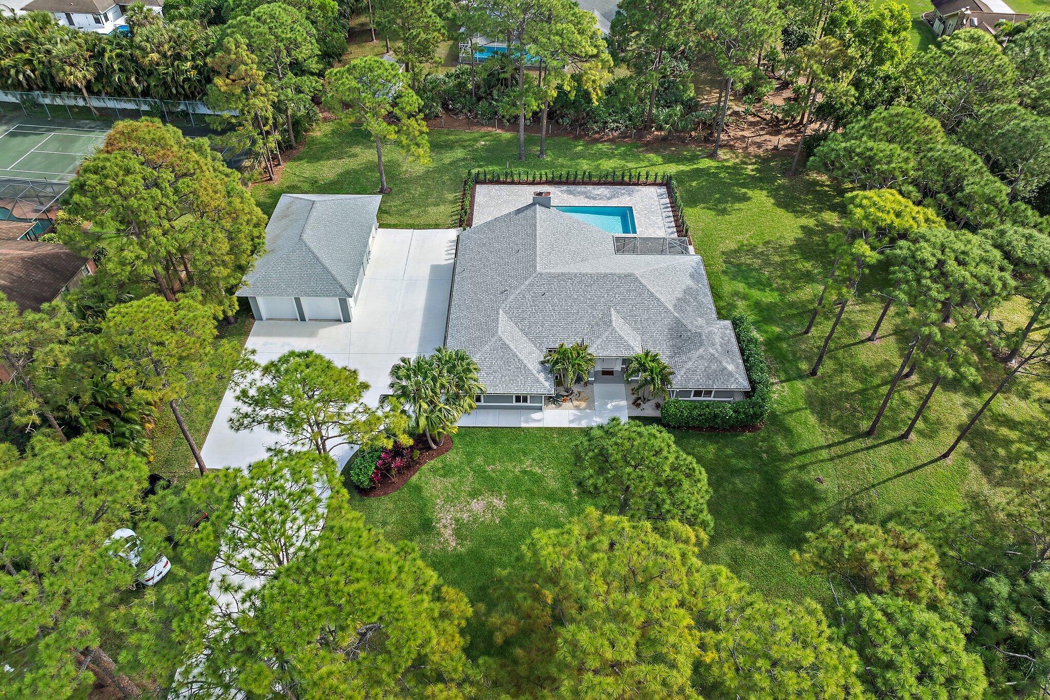 14450 69th Drive N