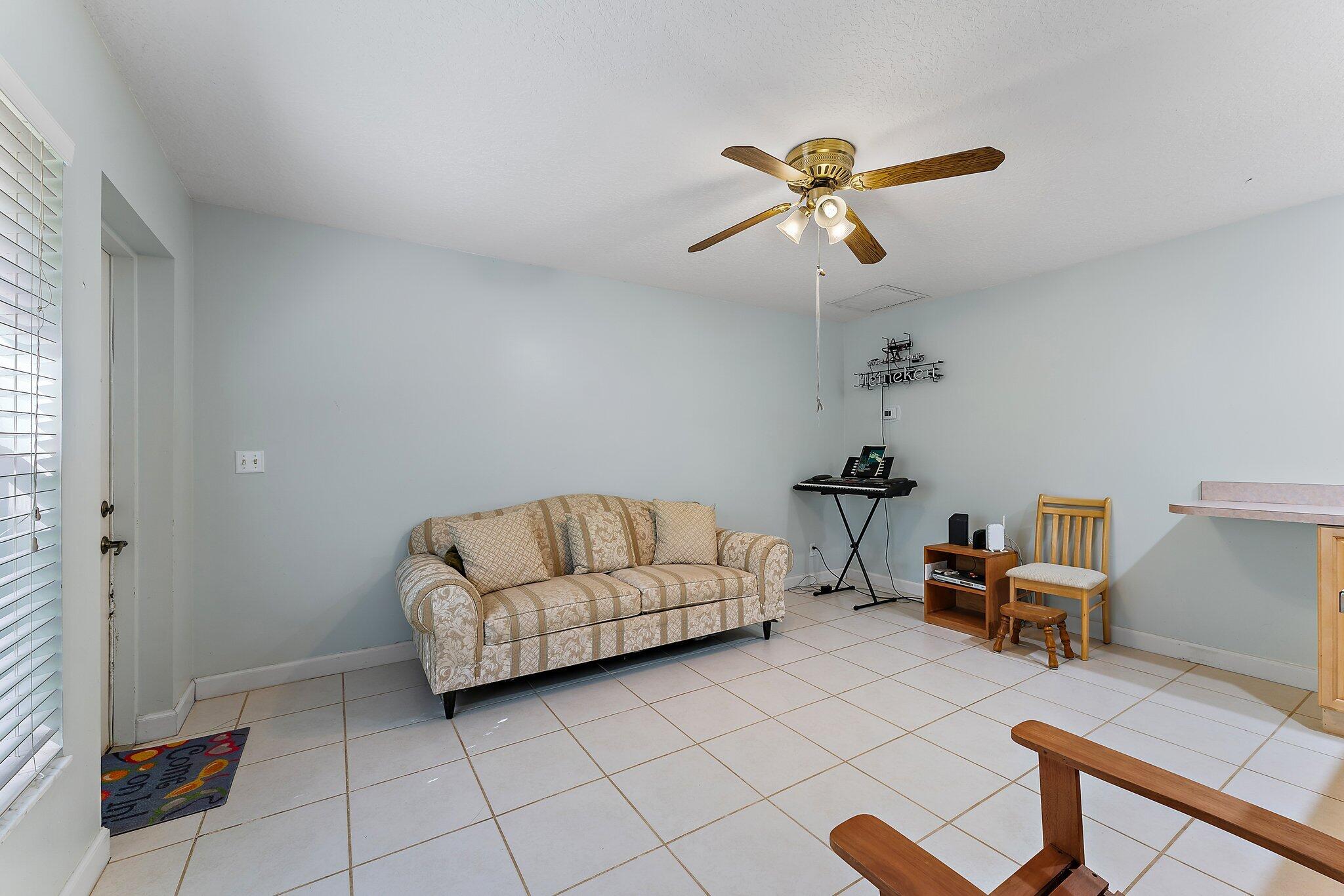 18174 127th Drive N