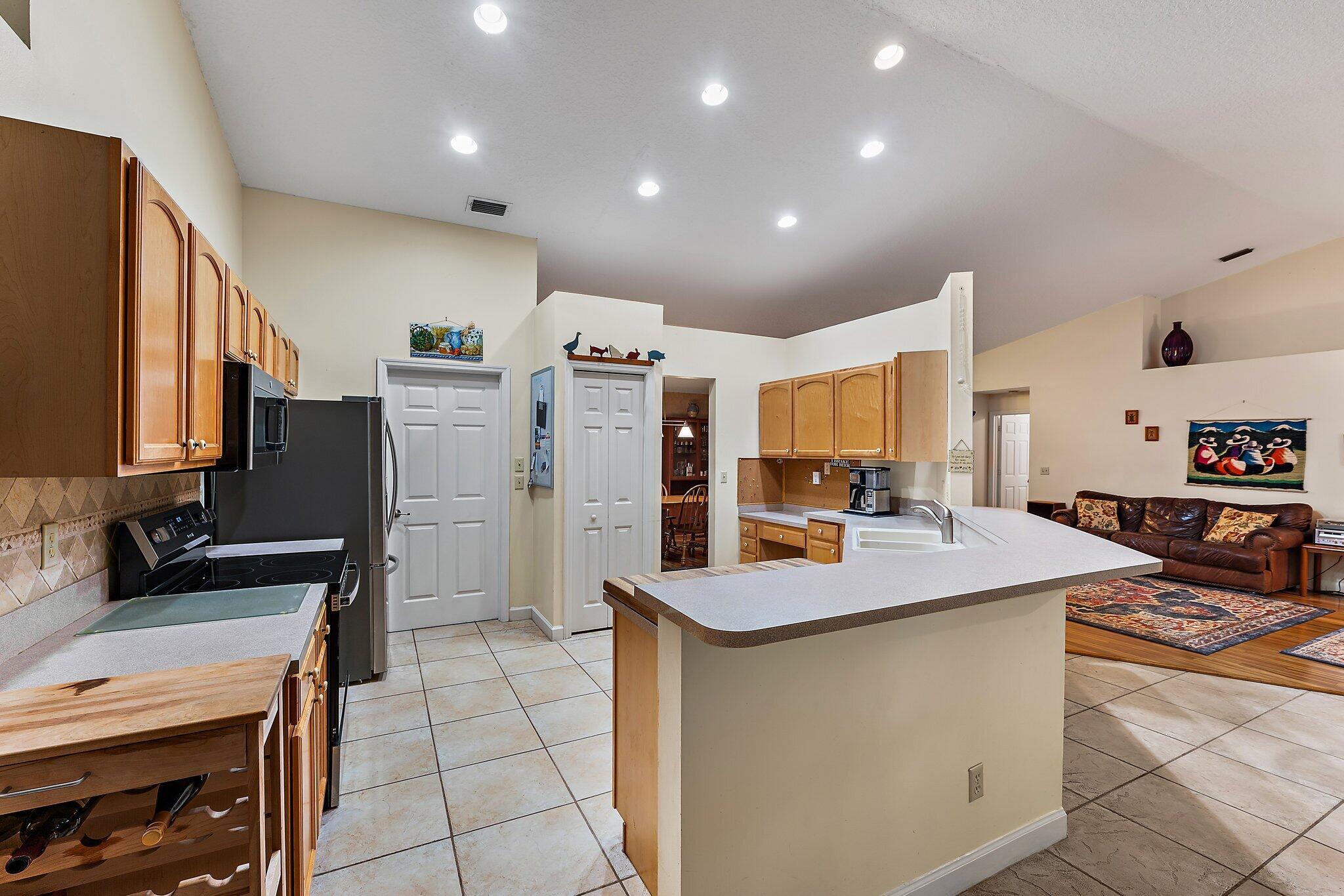 18174 127th Drive N