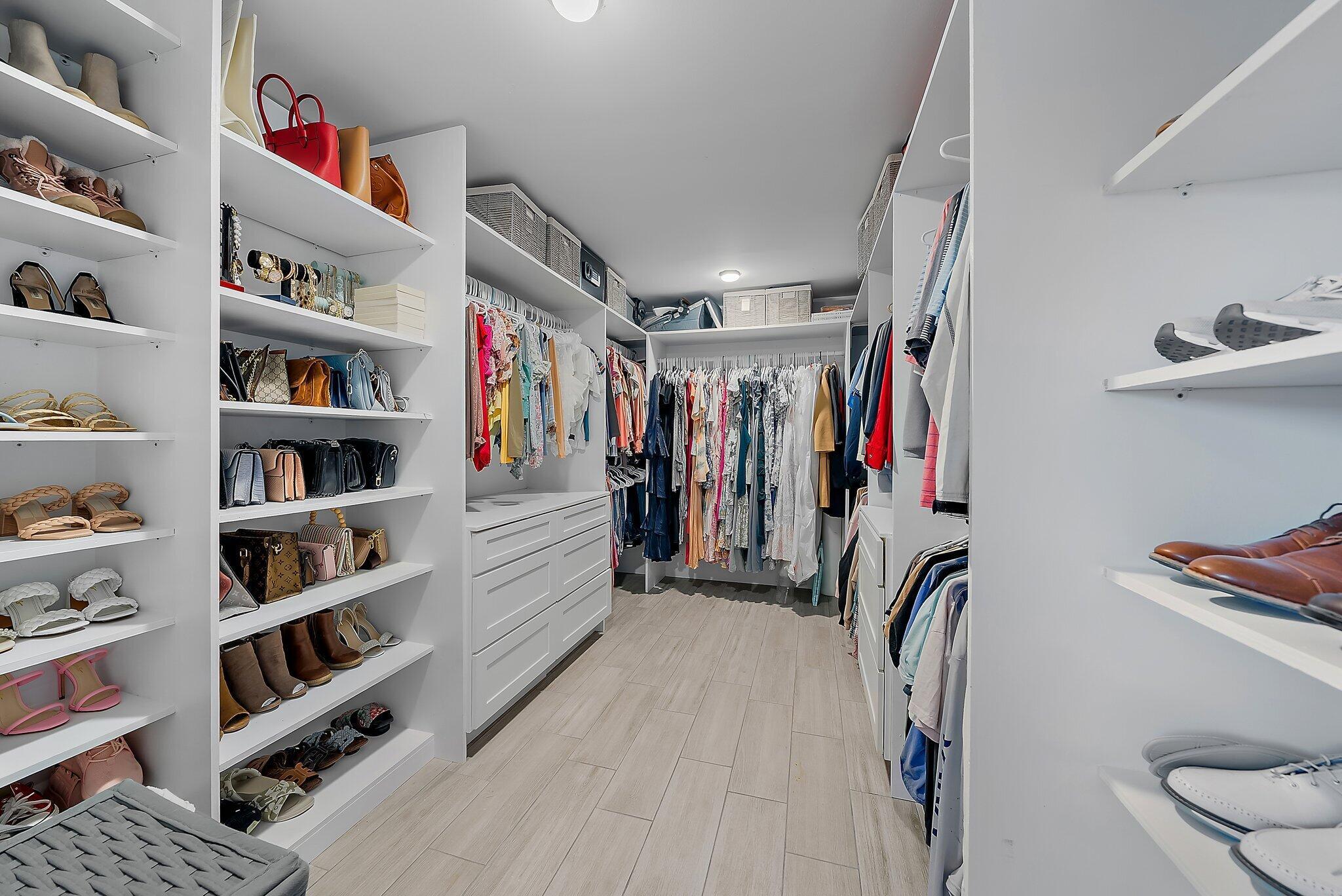 8742 SE Sandcastle Circle