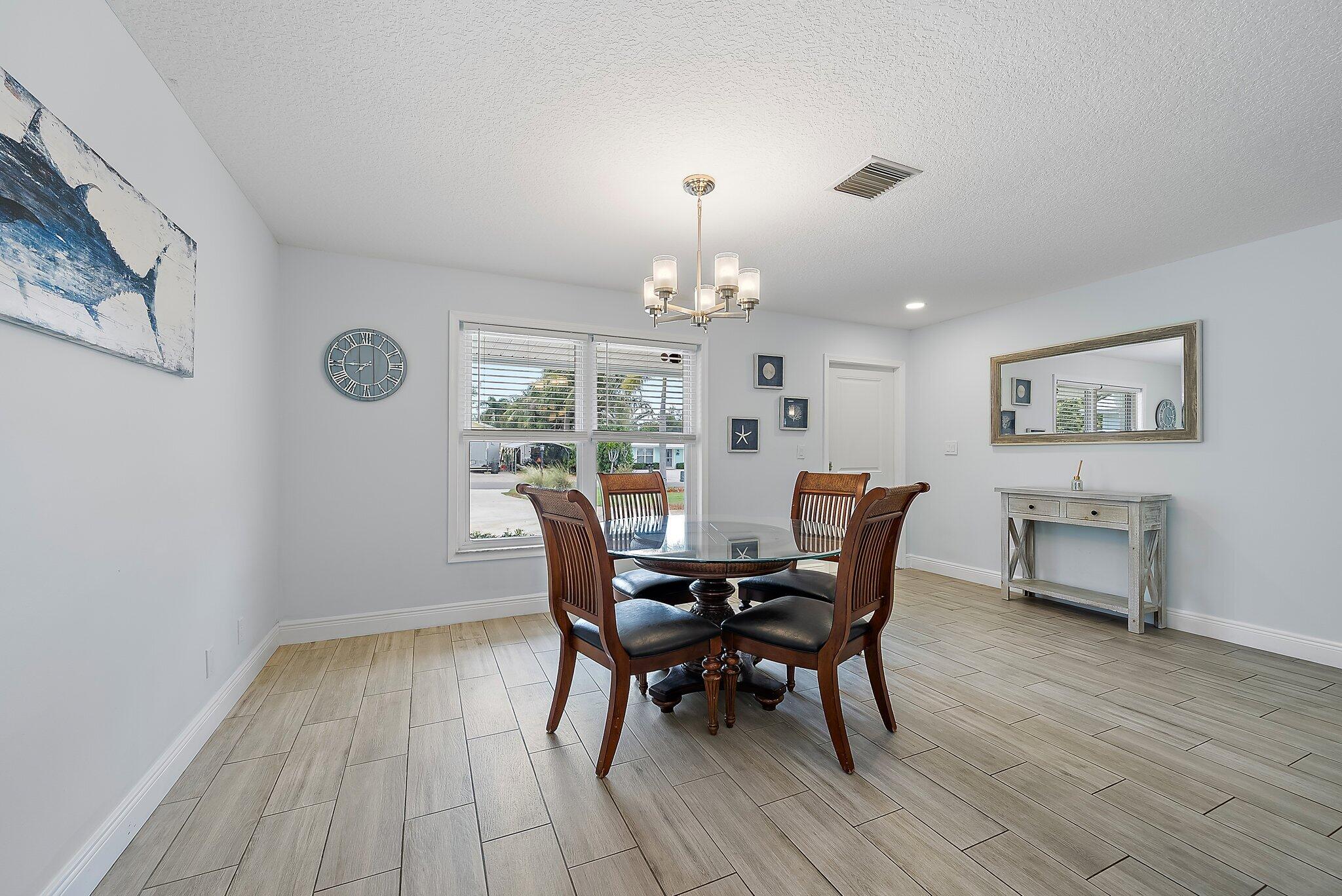 8742 SE Sandcastle Circle