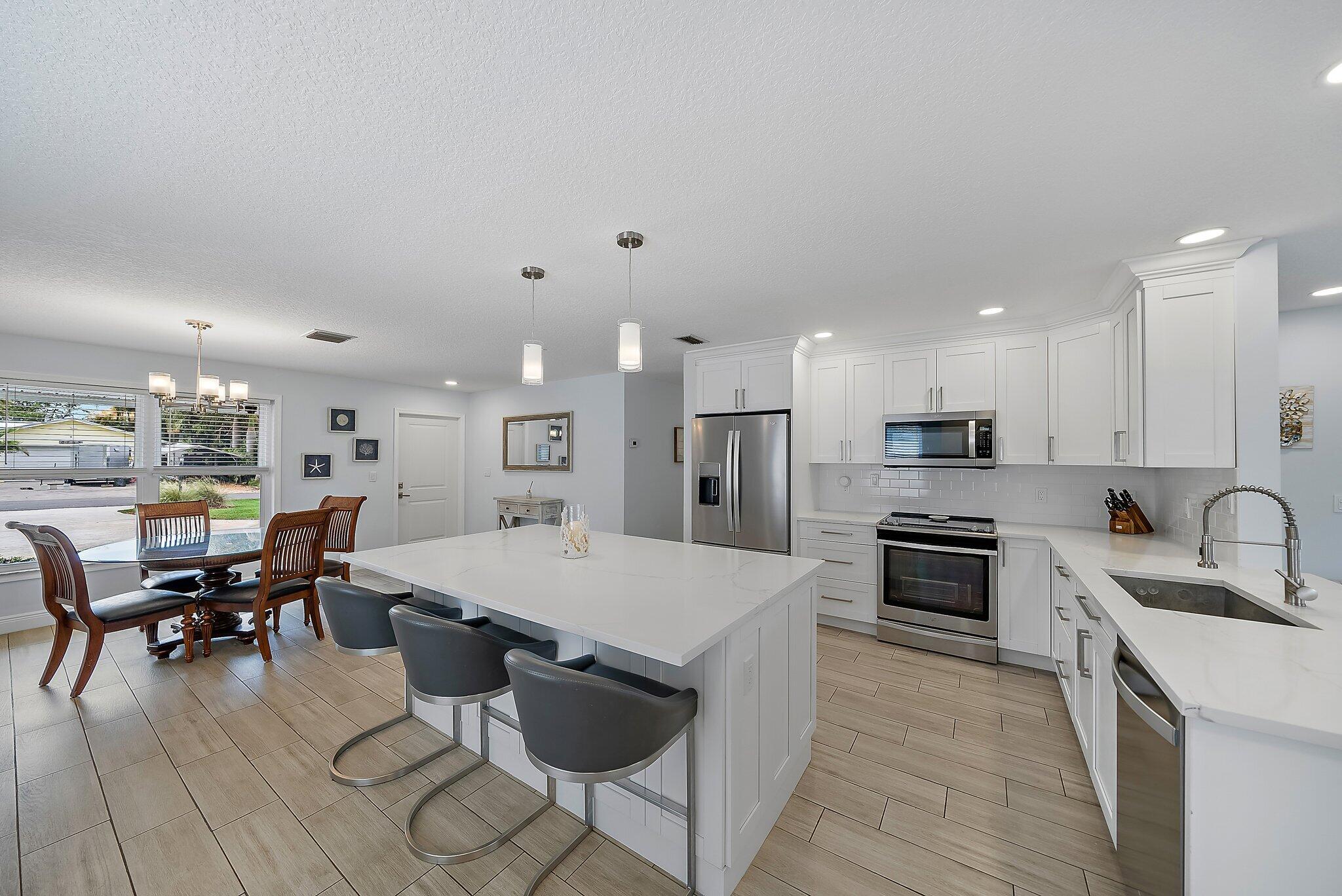 8742 SE Sandcastle Circle