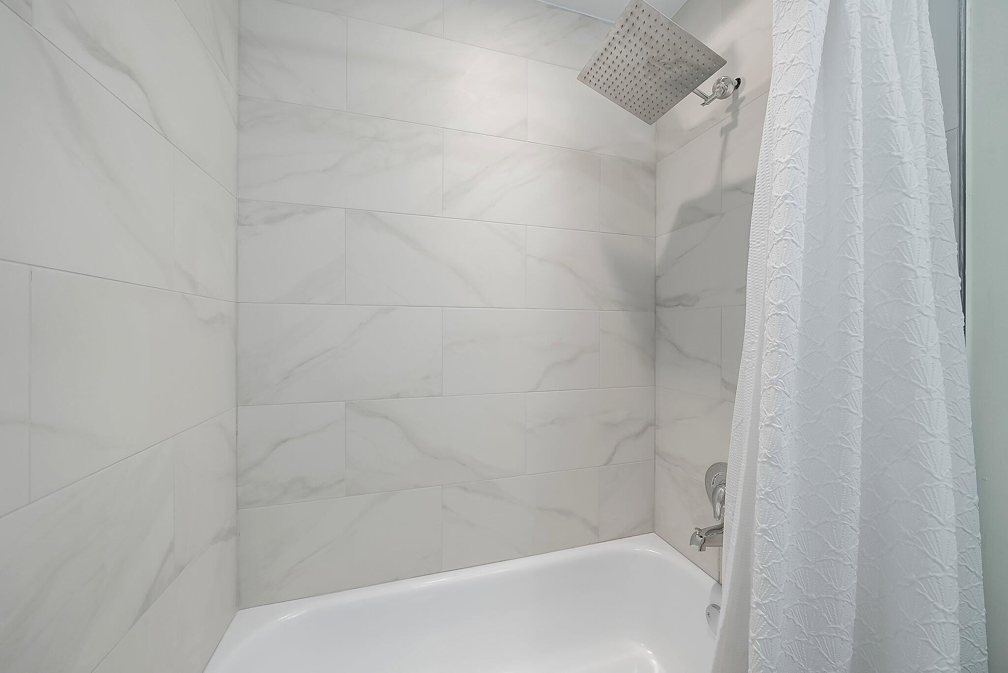 8742 SE Sandcastle Circle