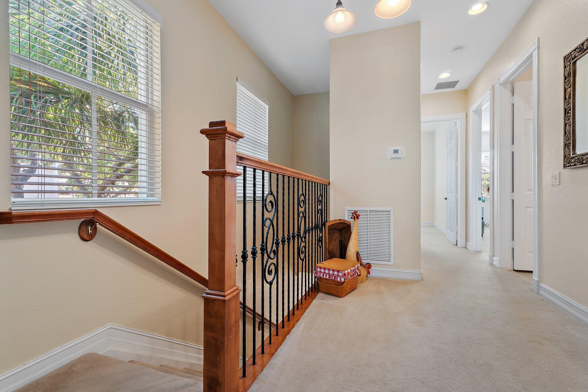 1000 N Us Highway 1 817