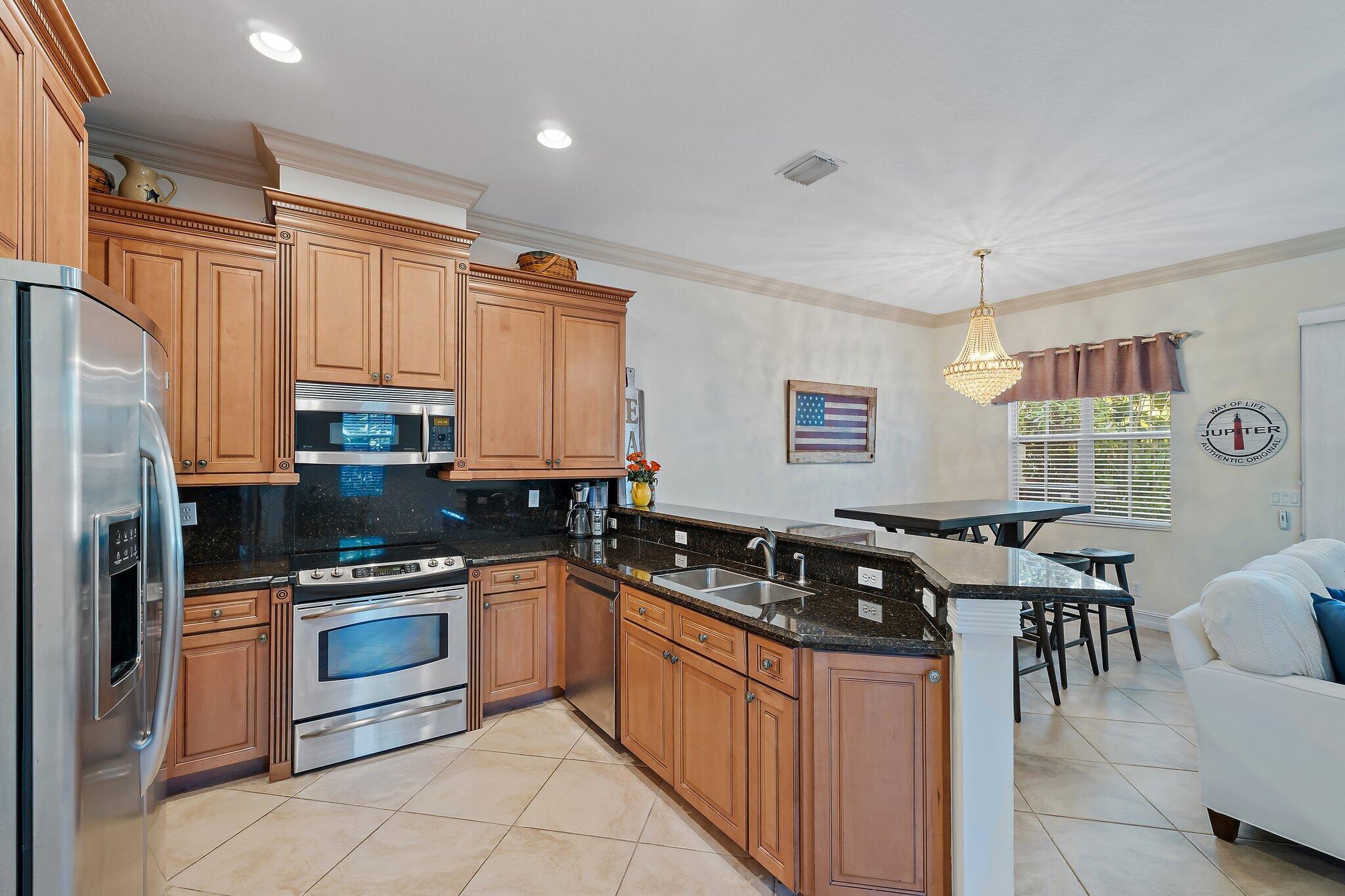 1000 N Us Highway 1 817