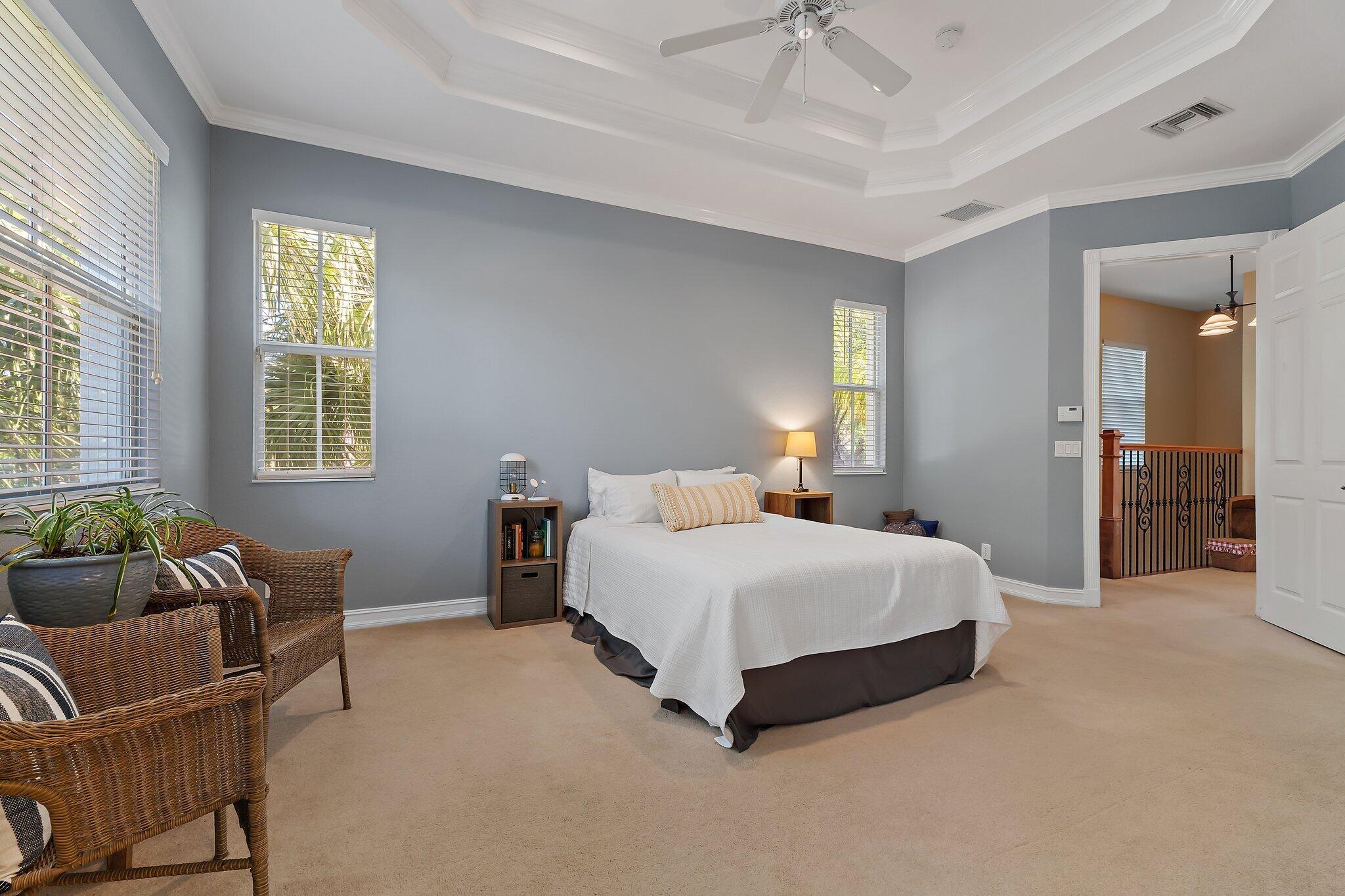 1000 N Us Highway 1 817