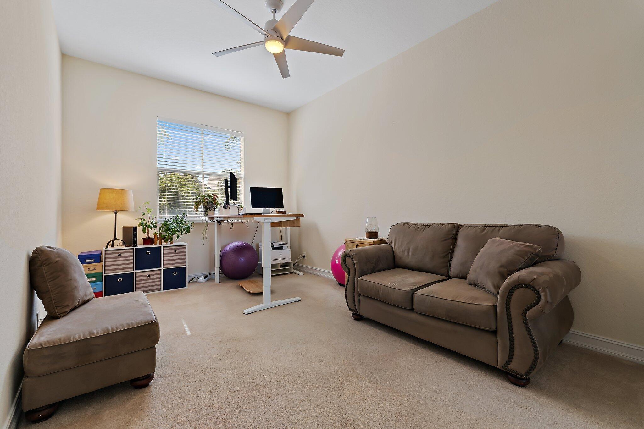 1000 N Us Highway 1 817