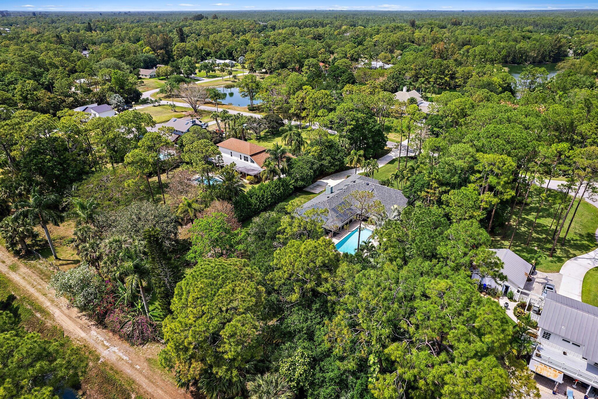 10226 Trailwood Circle