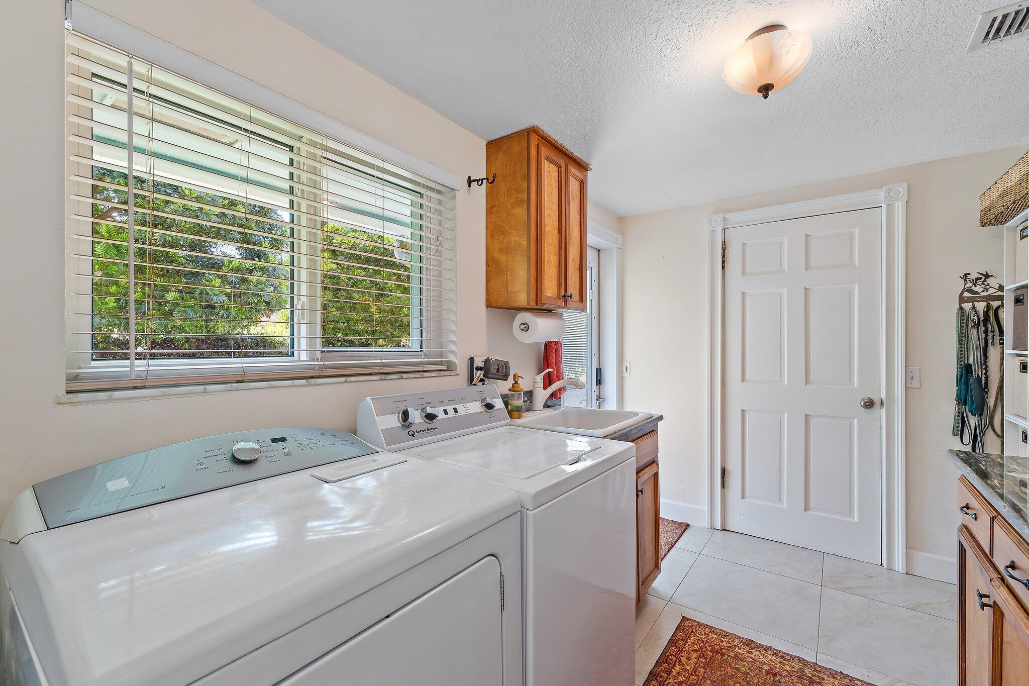 10226 Trailwood Circle