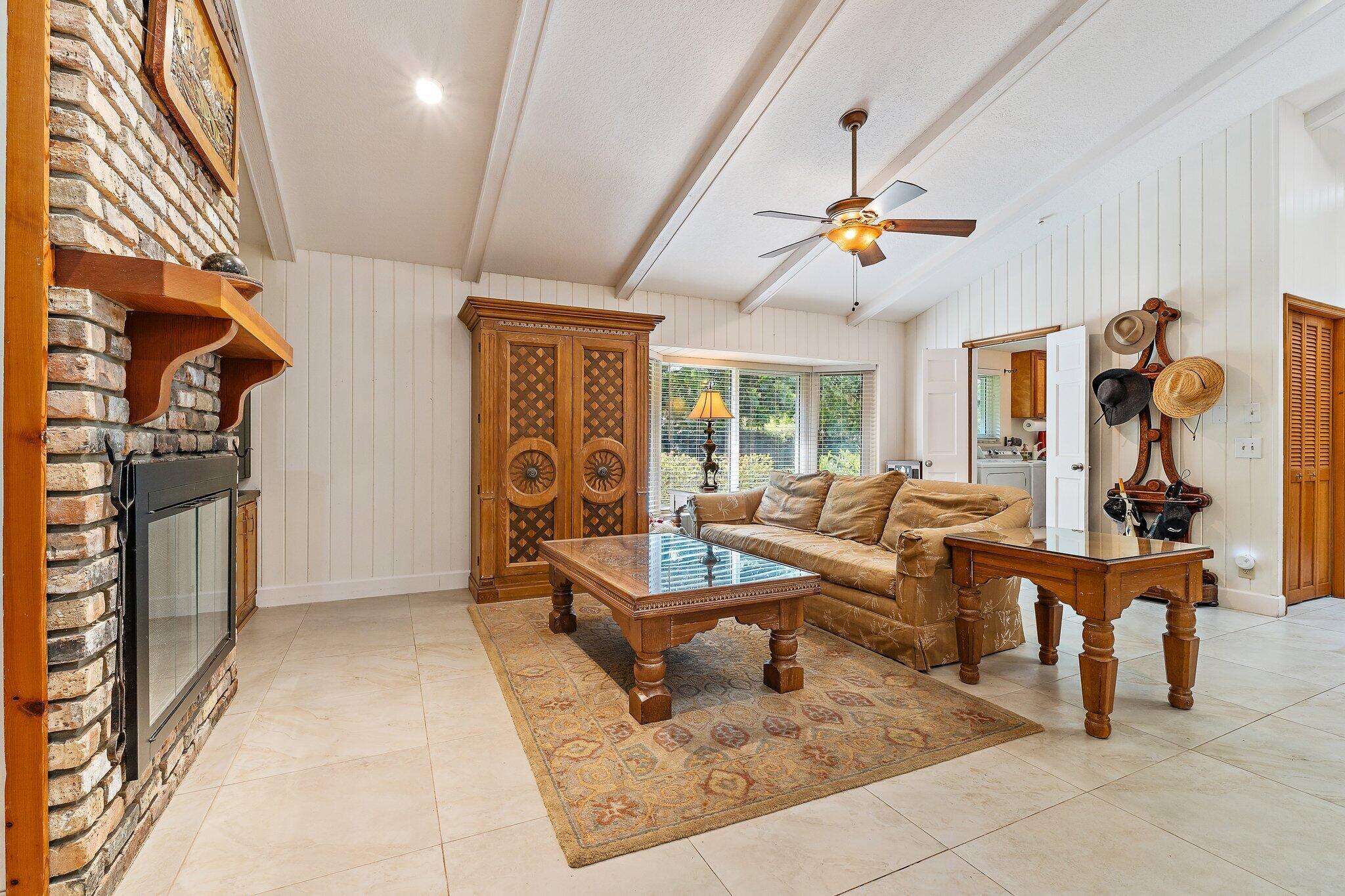 10226 Trailwood Circle