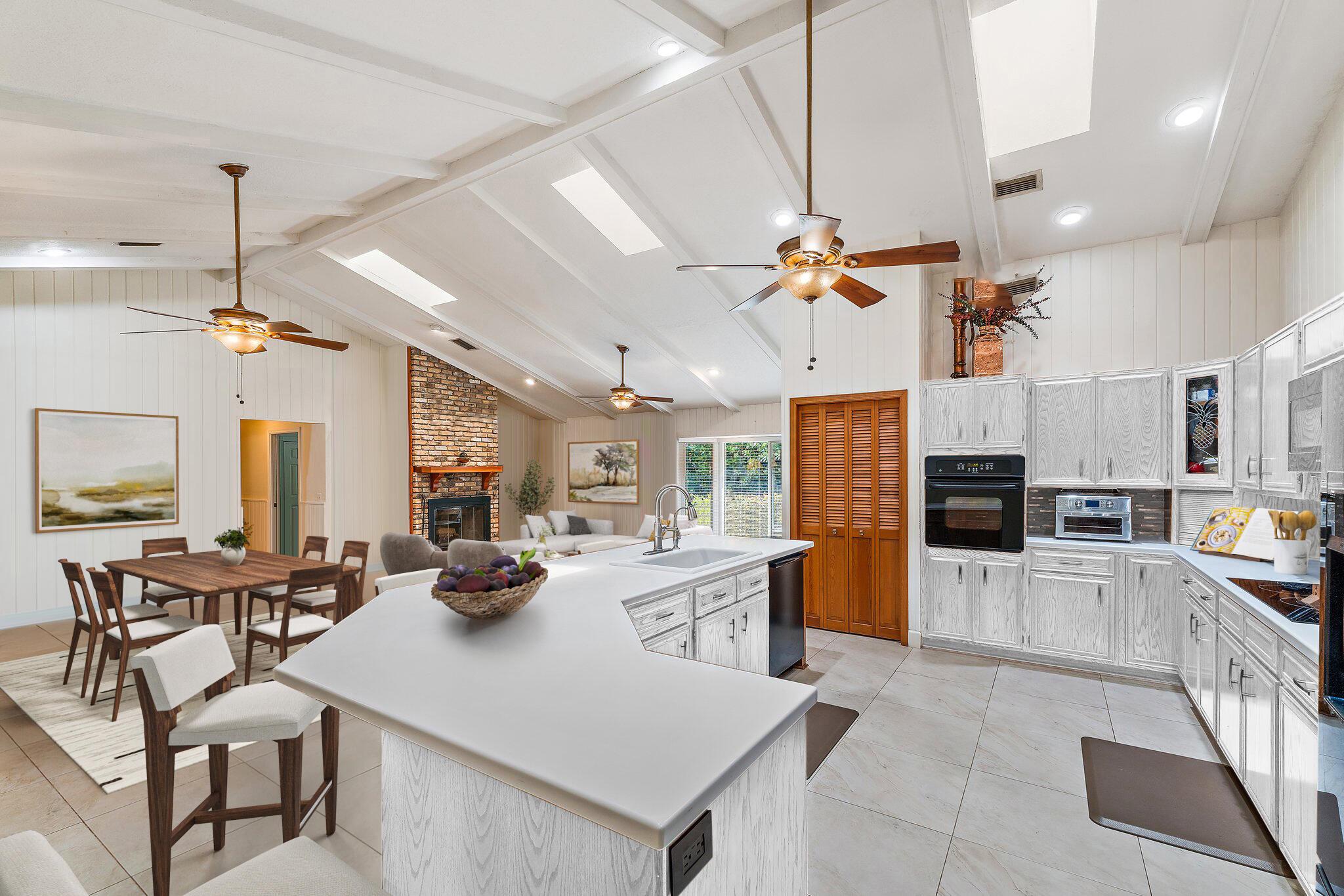 10226 Trailwood Circle