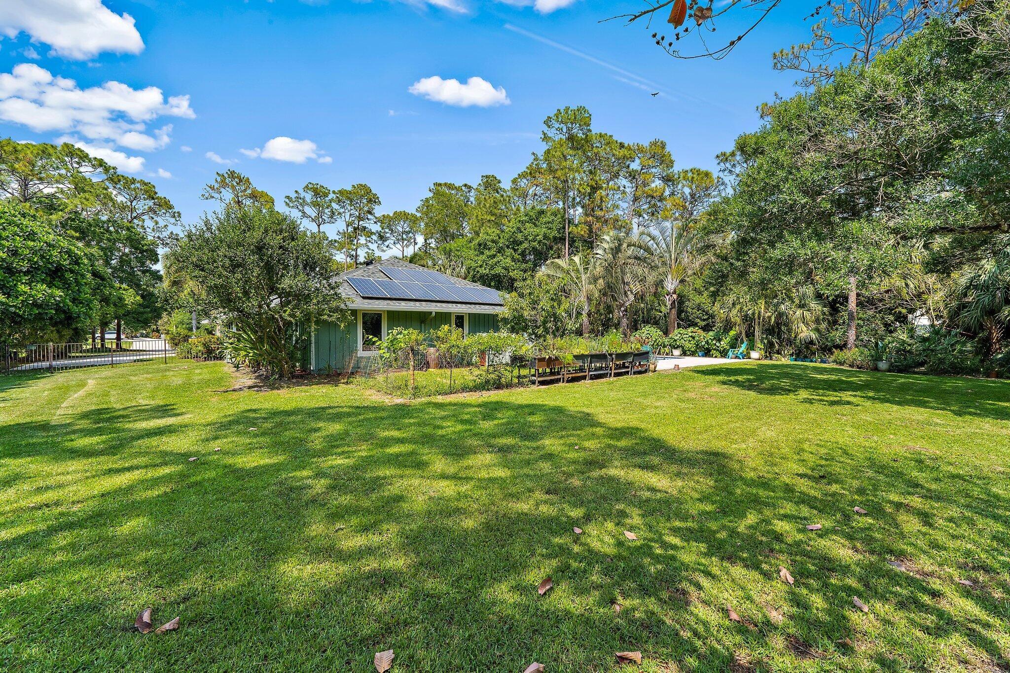 10226 Trailwood Circle