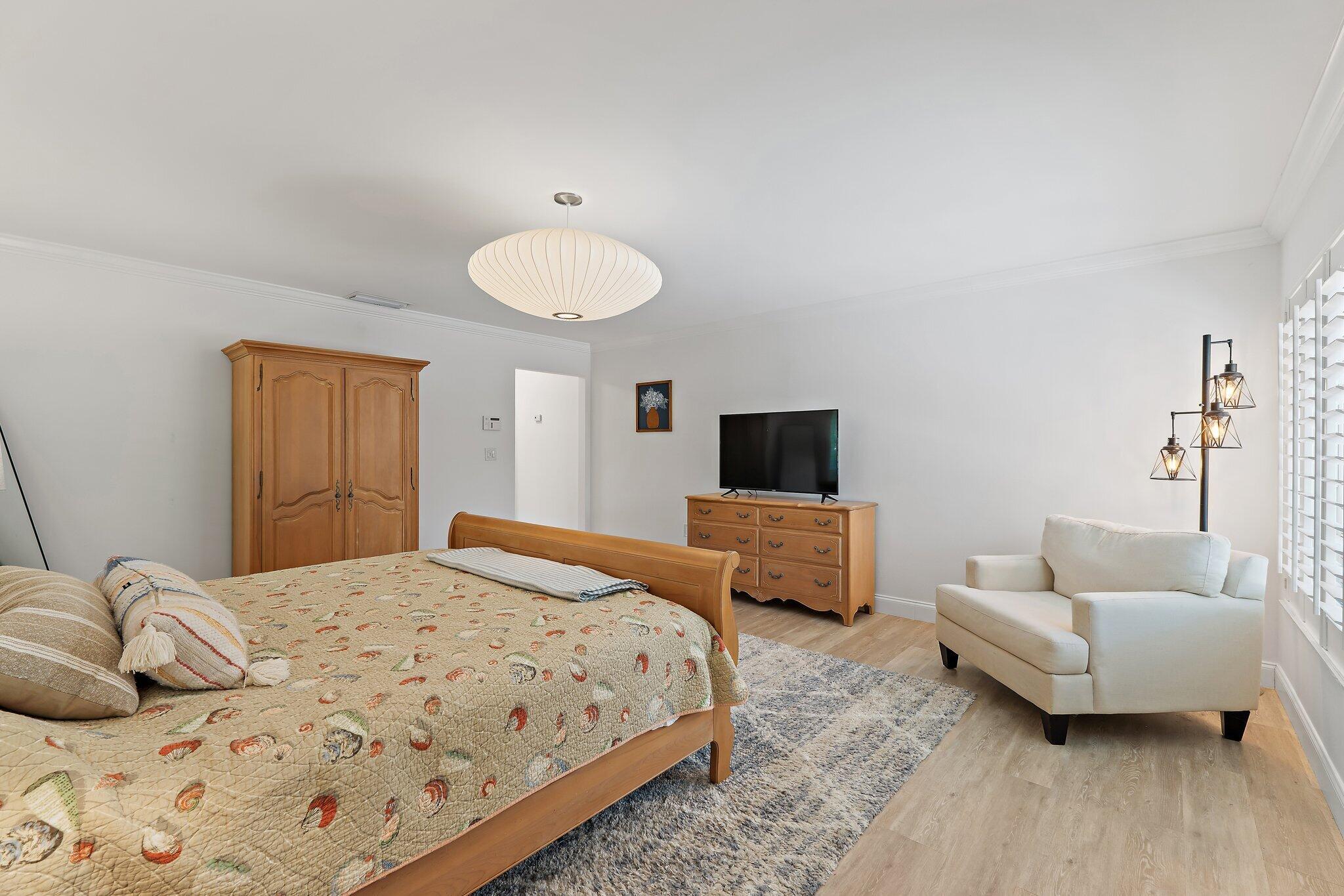 1256 Holly Cove Drive