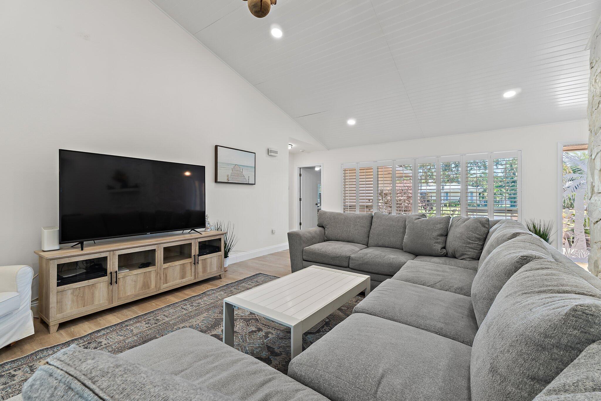 1256 Holly Cove Drive