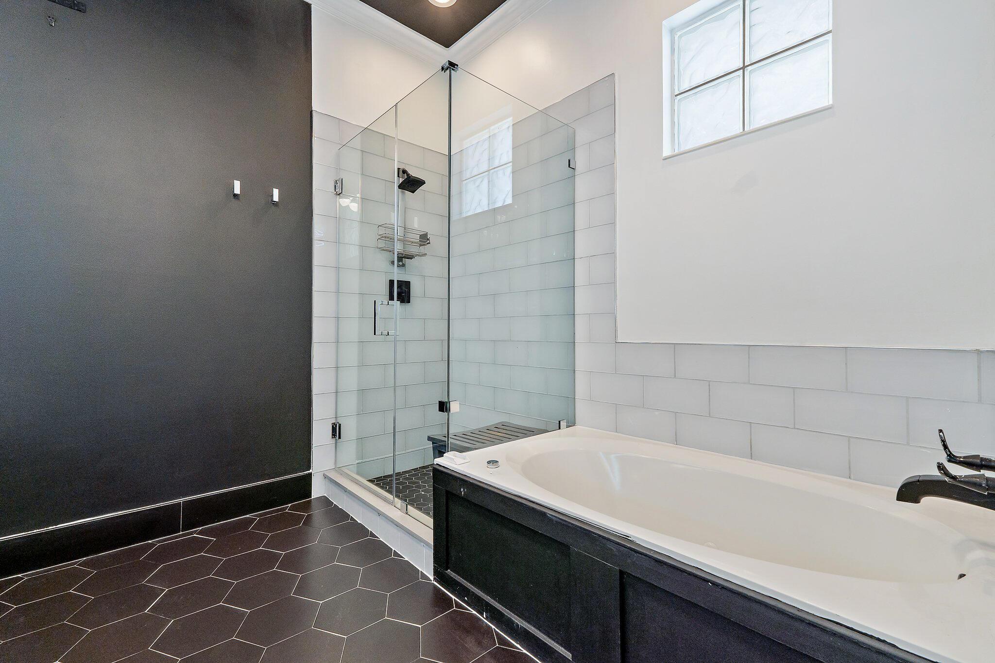 231 Caravelle Drive