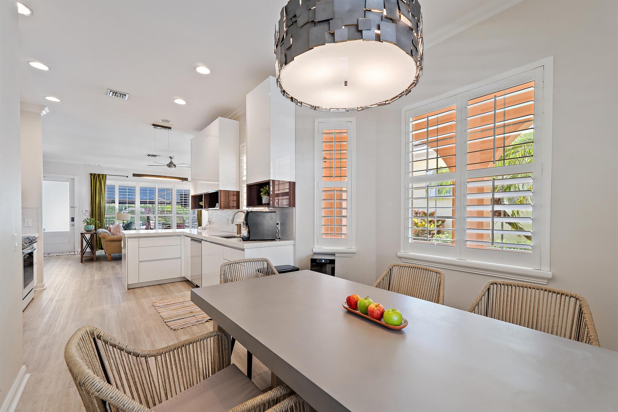 231 Caravelle Drive