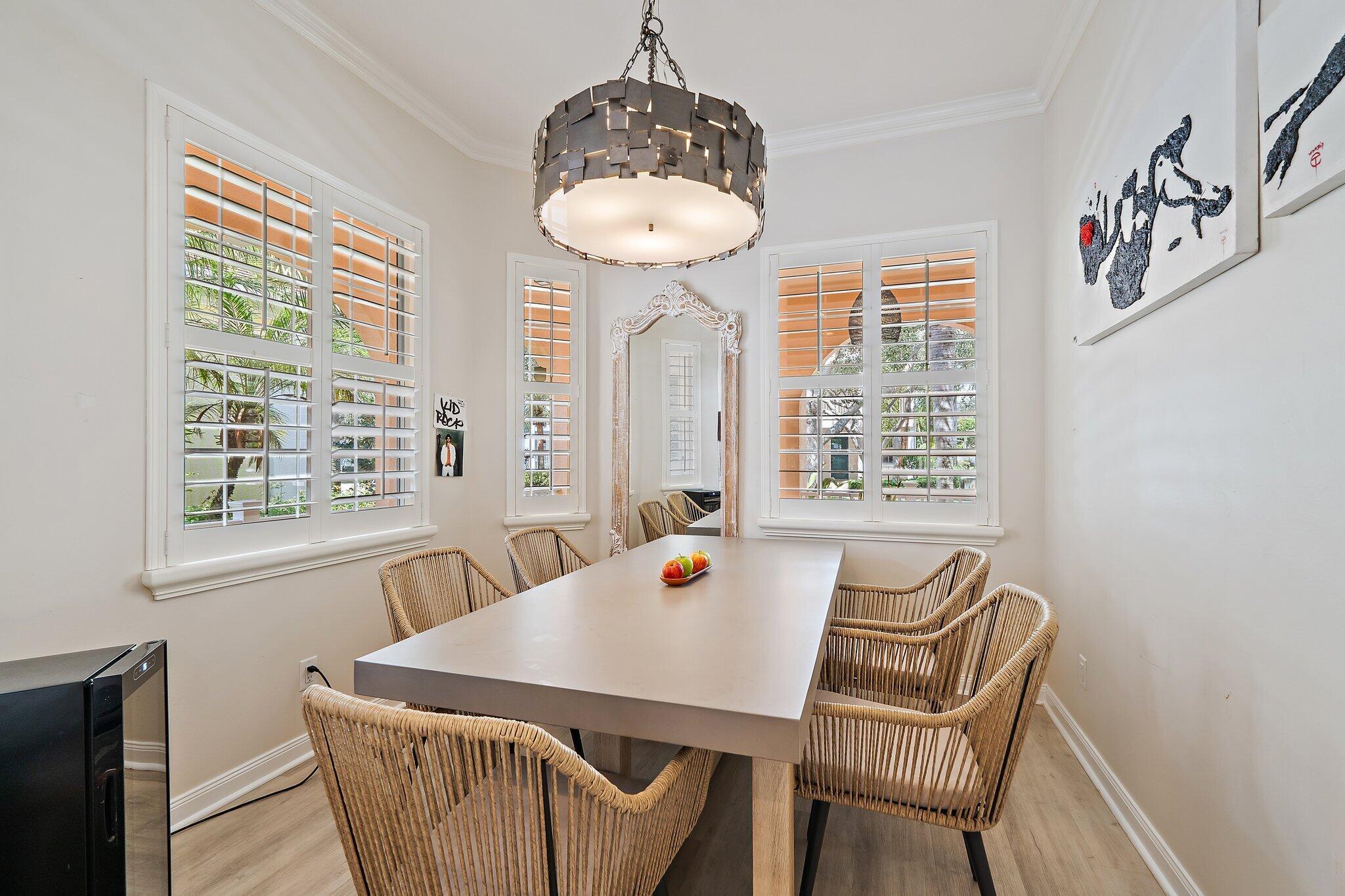231 Caravelle Drive