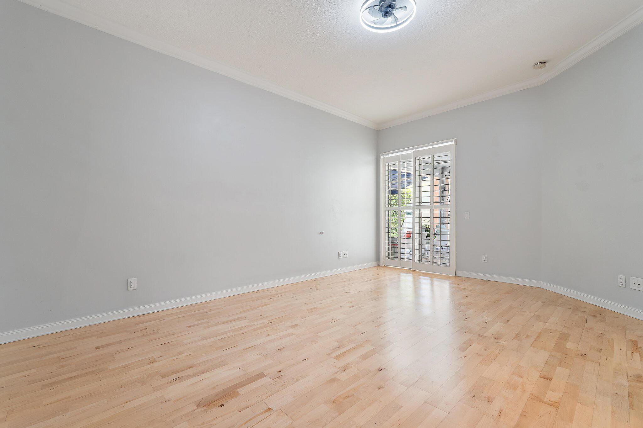231 Caravelle Drive