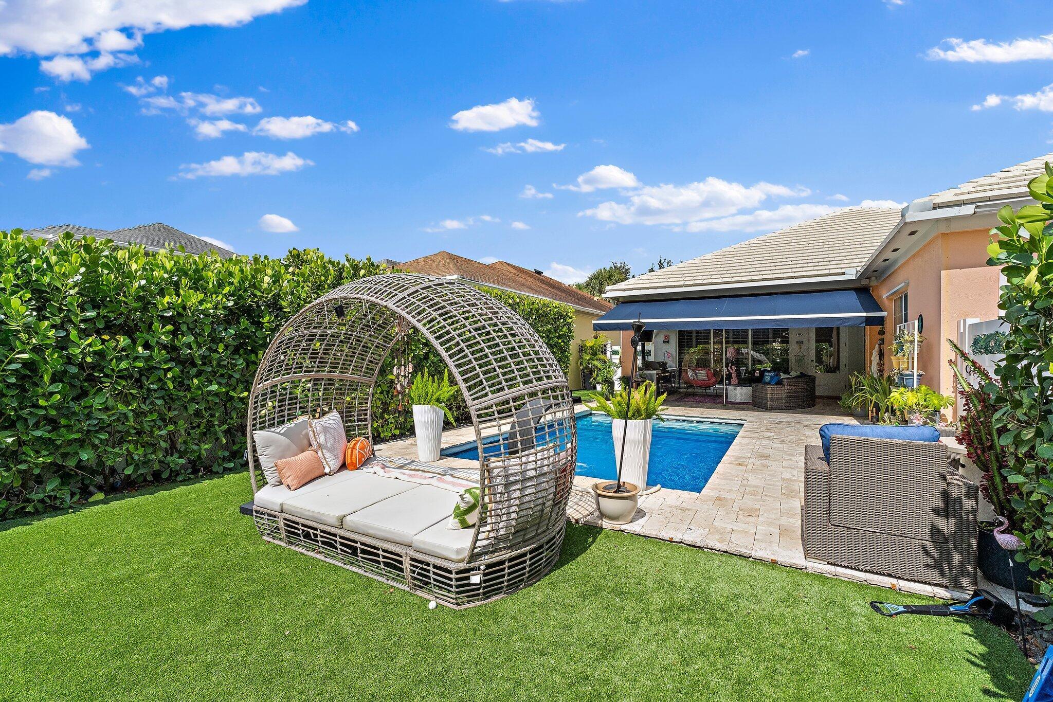 231 Caravelle Drive