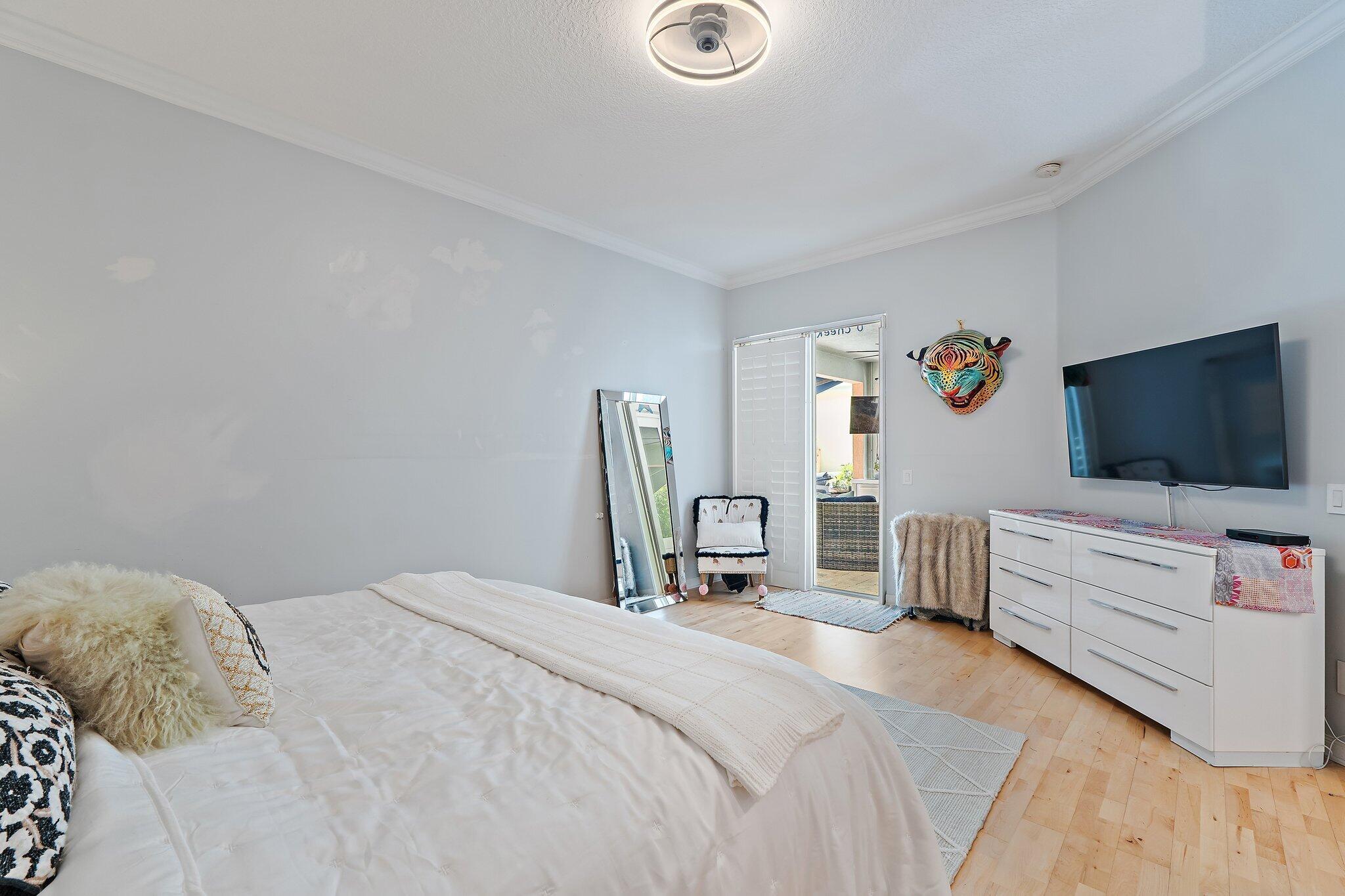 231 Caravelle Drive
