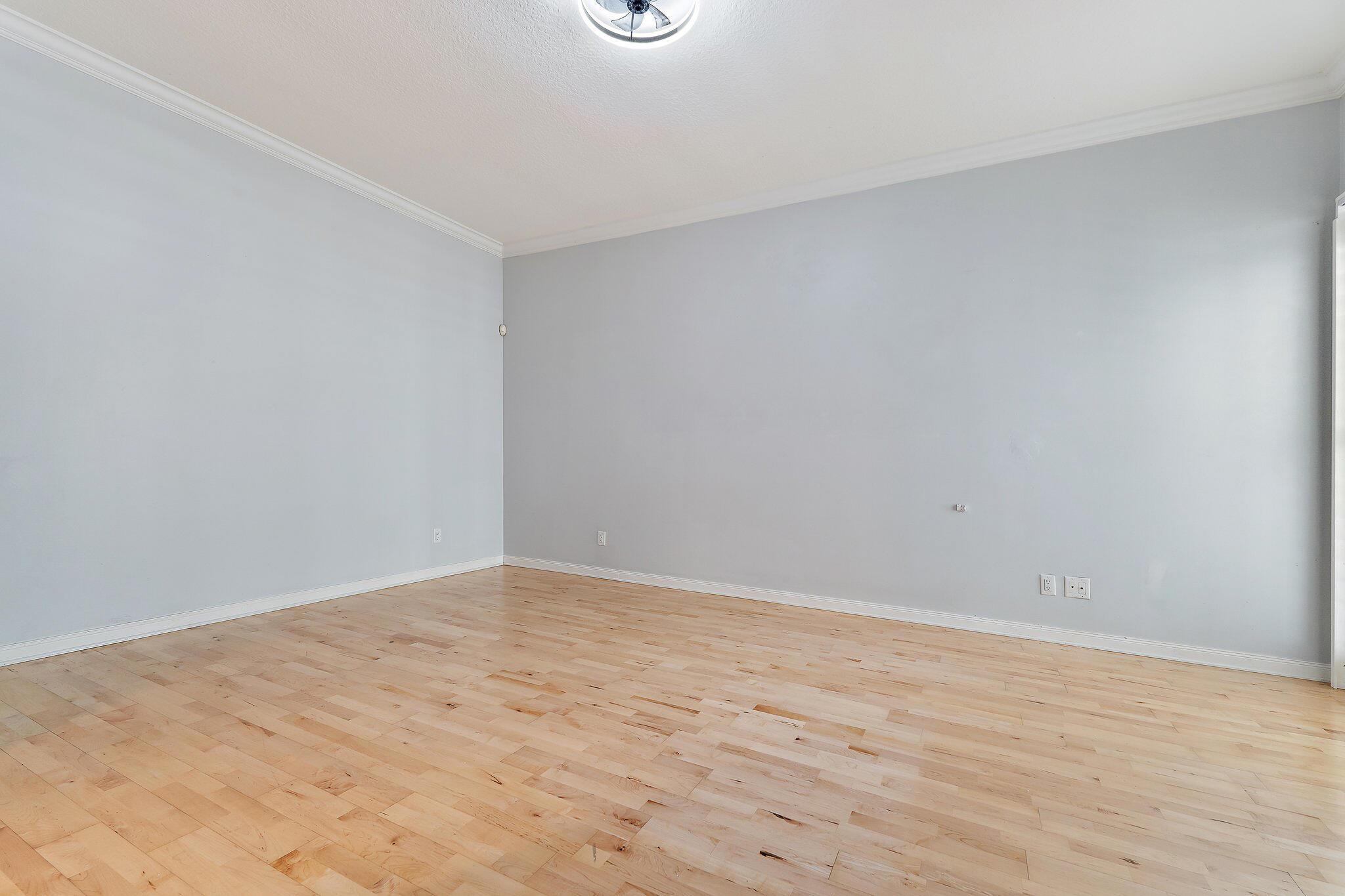 231 Caravelle Drive