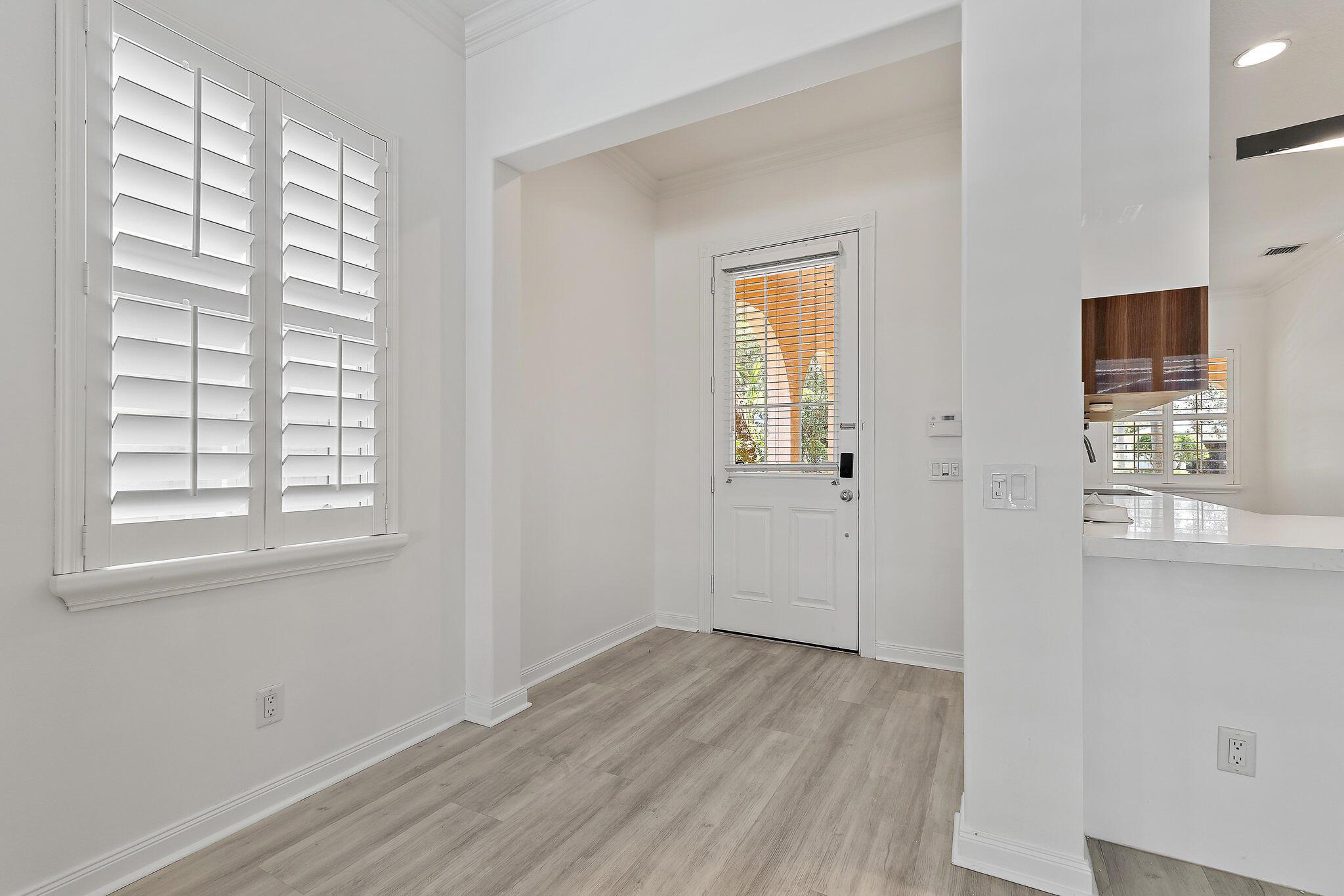 231 Caravelle Drive