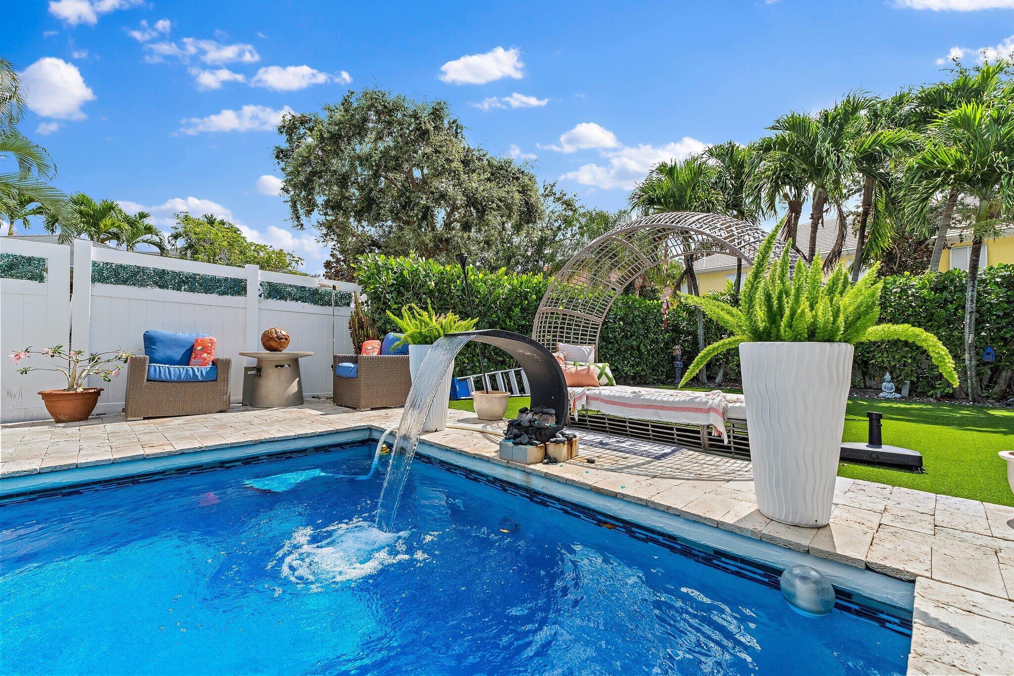 231 Caravelle Drive