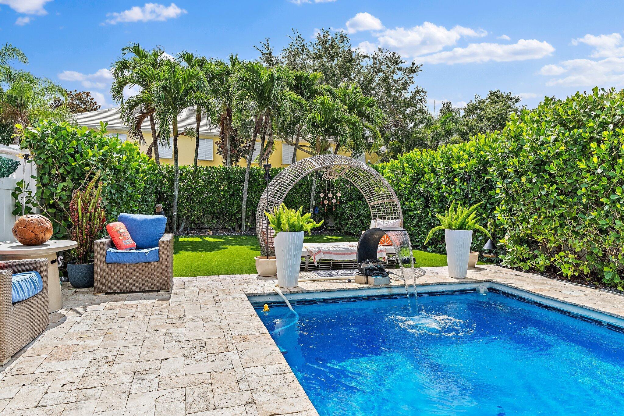 231 Caravelle Drive