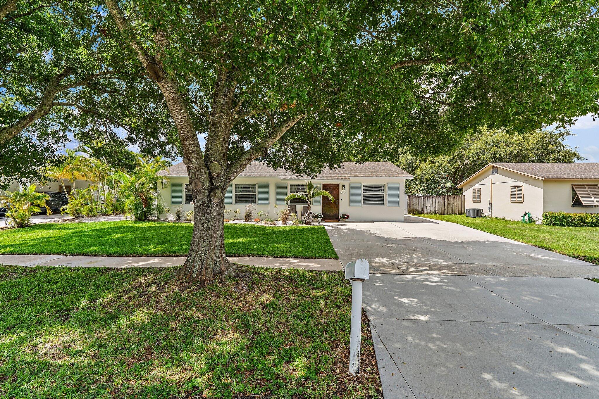 1008 Mohawk Street