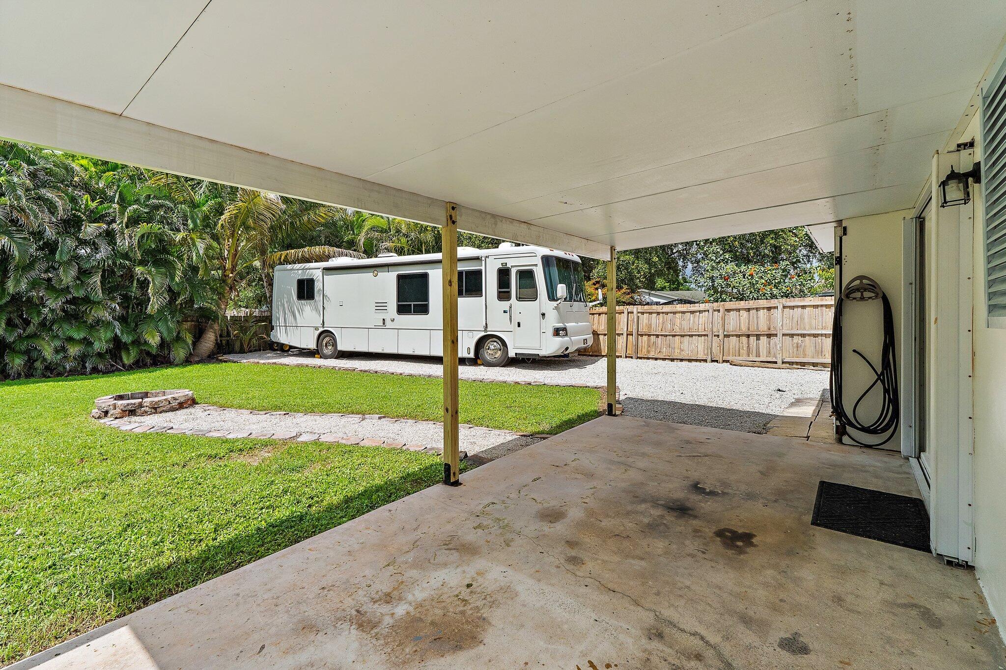 1008 Mohawk Street