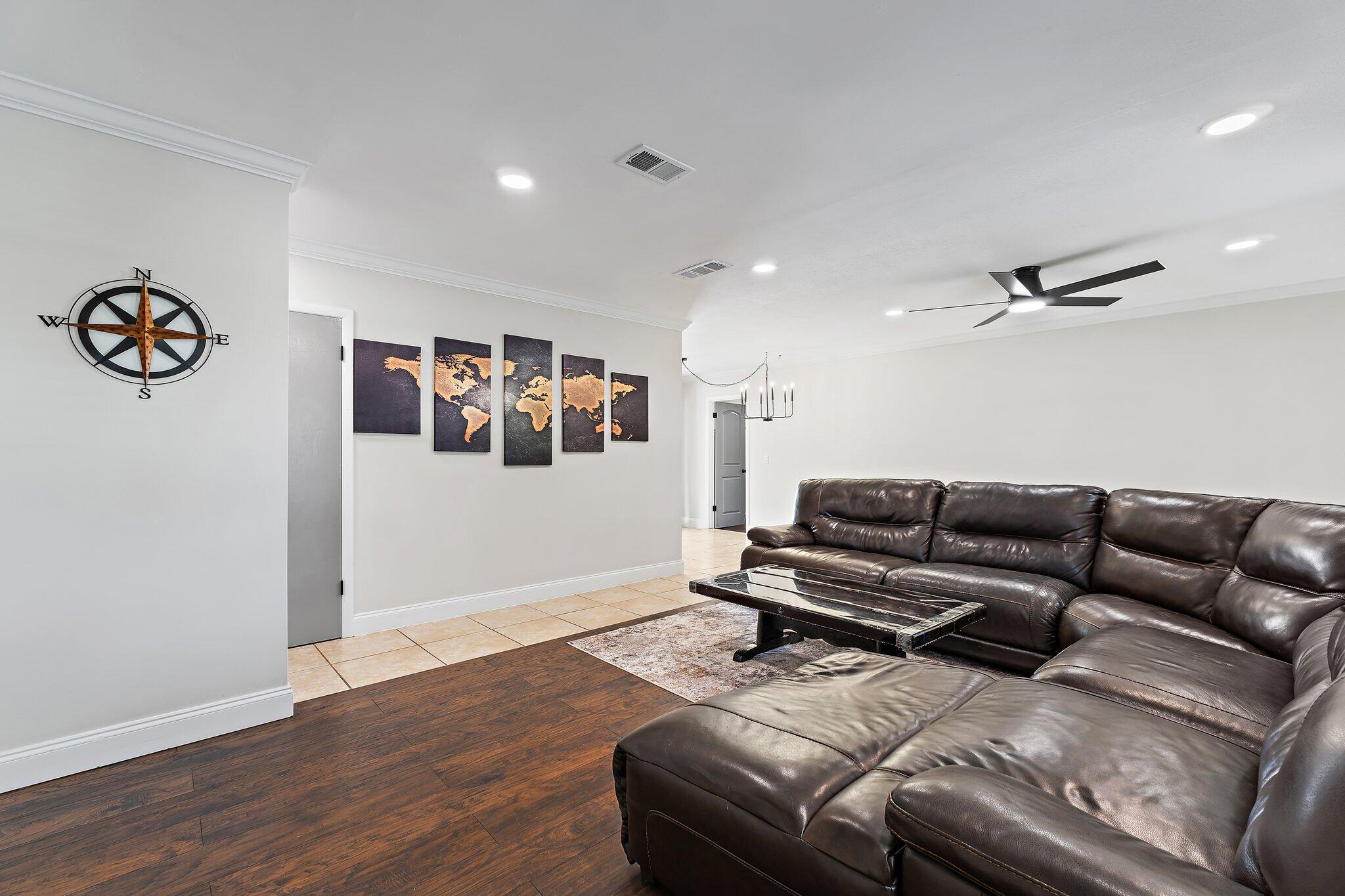 1008 Mohawk Street
