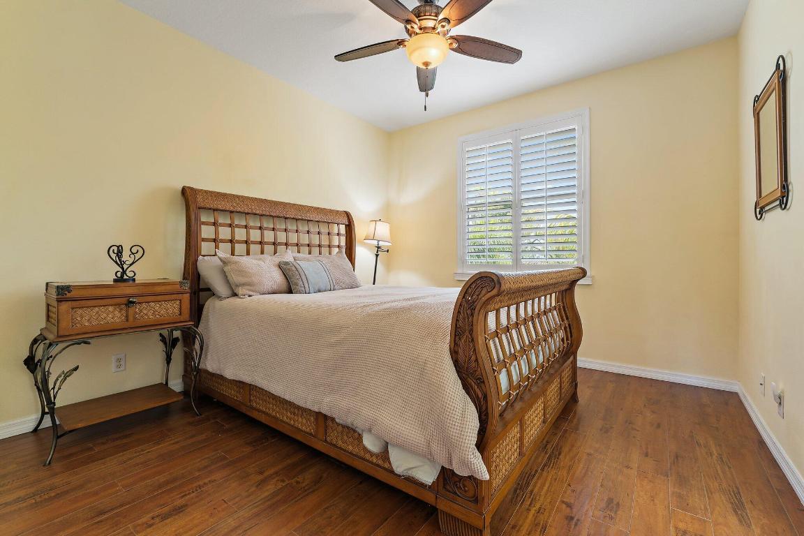 9389 Osprey Isles Boulevard